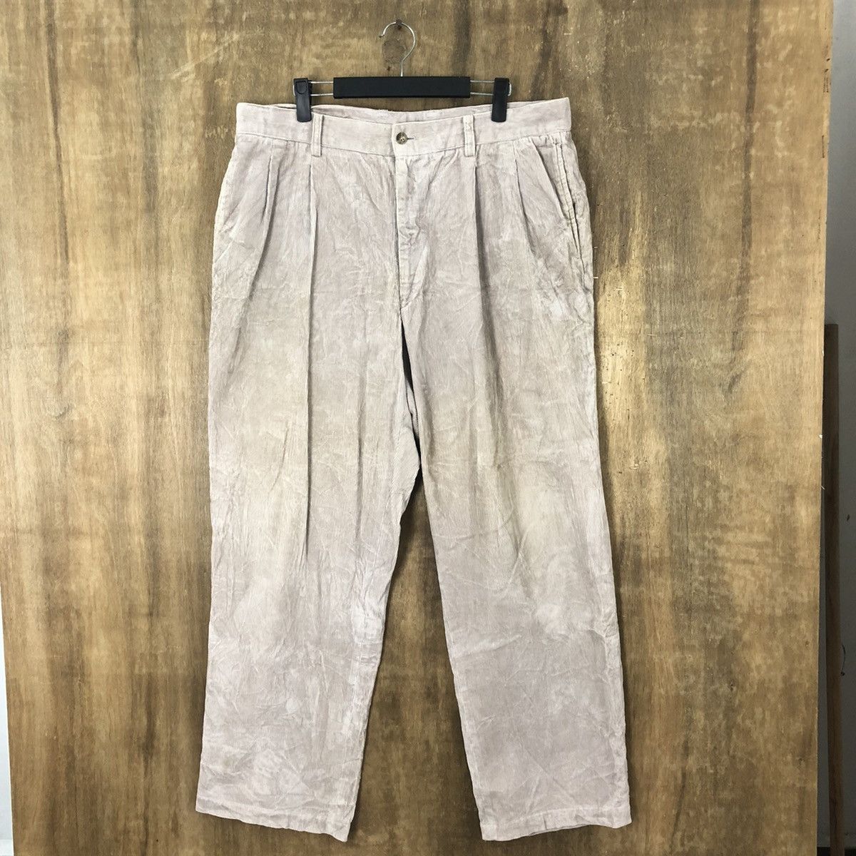 Japanese Brand Japanese Brand Pink Corduroi Casual Pants #6322 Size US 34 / EU 50 - 1 Thumbnail