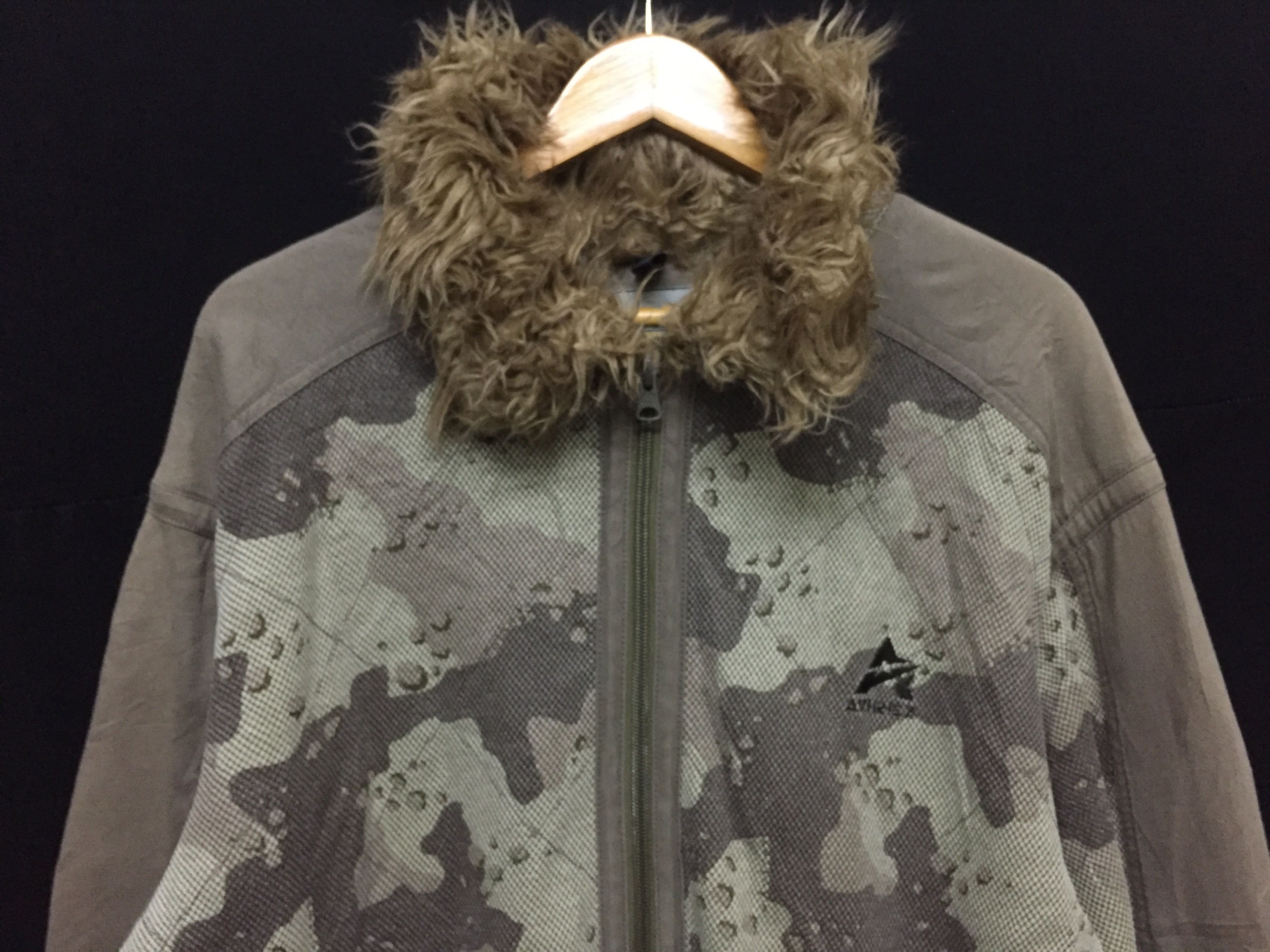 Avirex × Vintage 90's Avirex digi camo fur jacket Size US XL / EU 56 / 4 - 3 Thumbnail