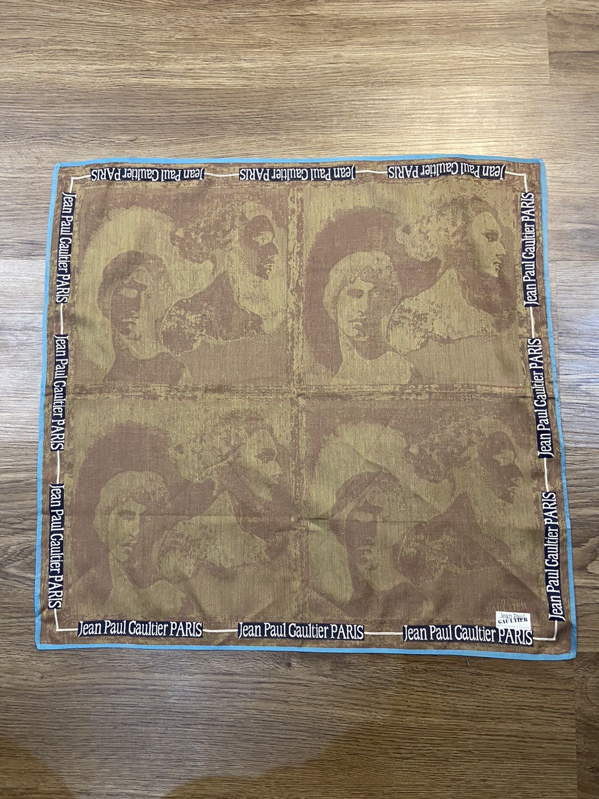 Jean Paul Gaultier Jean Paul Gaultier Handkerchief/Neckerchief/Bandanna Size ONE SIZE - 1 Thumbnail