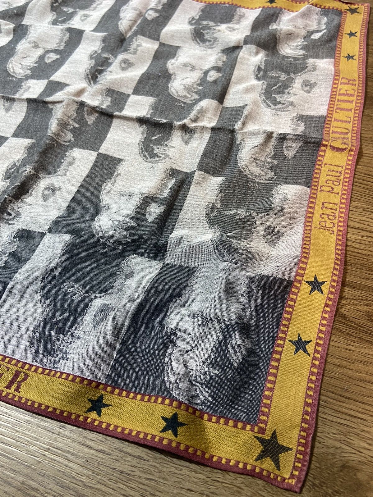 Jean Paul Gaultier Jean Paul Gaultier Handkerchief/Neckerchief/Bandanna Size ONE SIZE - 2 Thumbnail