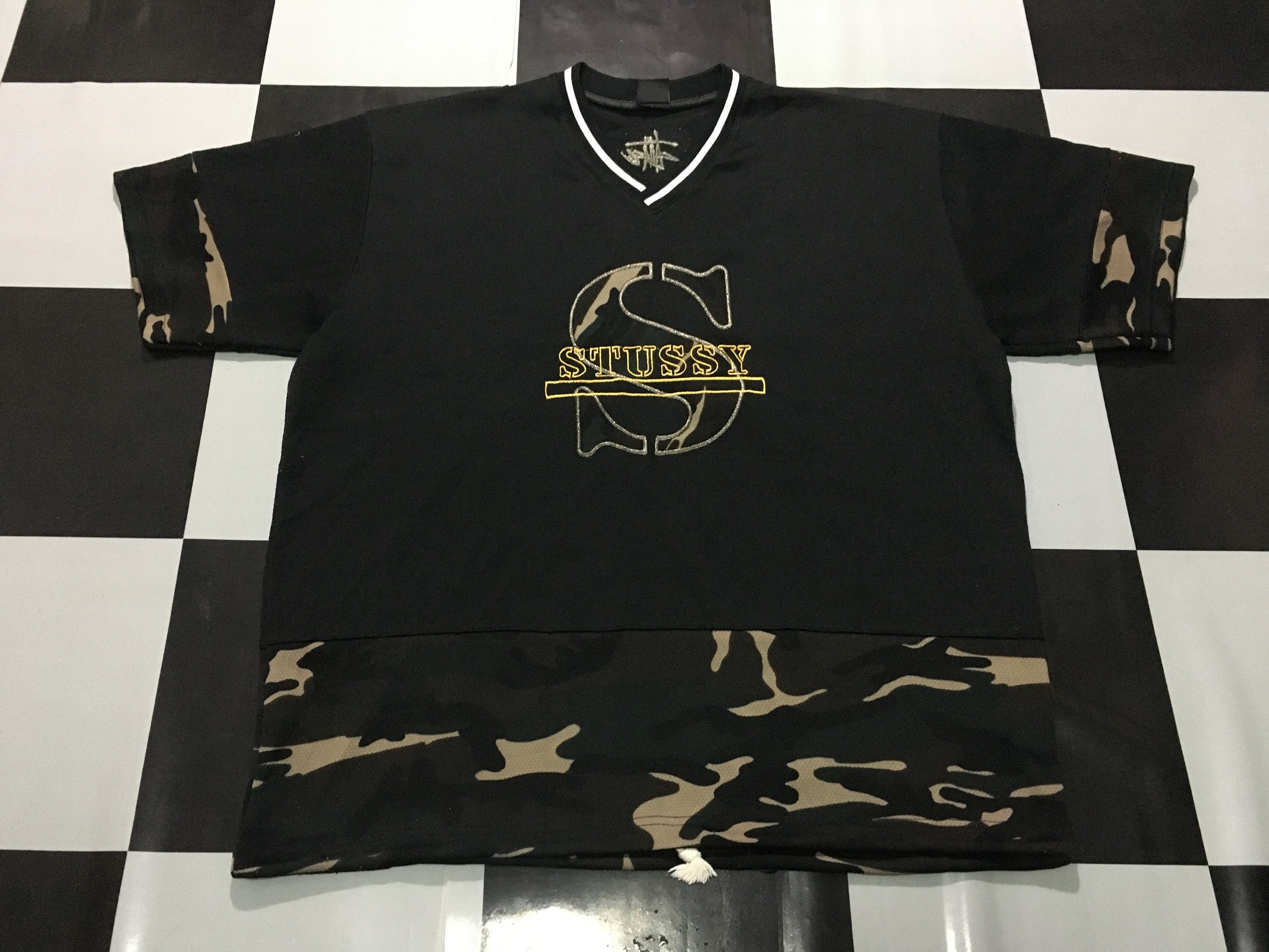 Stussy × Vintage Vintage Stussy Jersey Camo Big Logo Embroidered Size US L / EU 52-54 / 3 - 2 Thumbnail