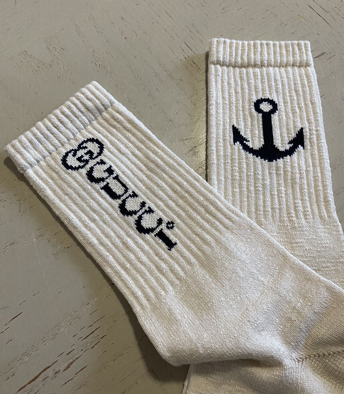 Gucci Socks in White/Milk Size ONE SIZE - 2 Thumbnail