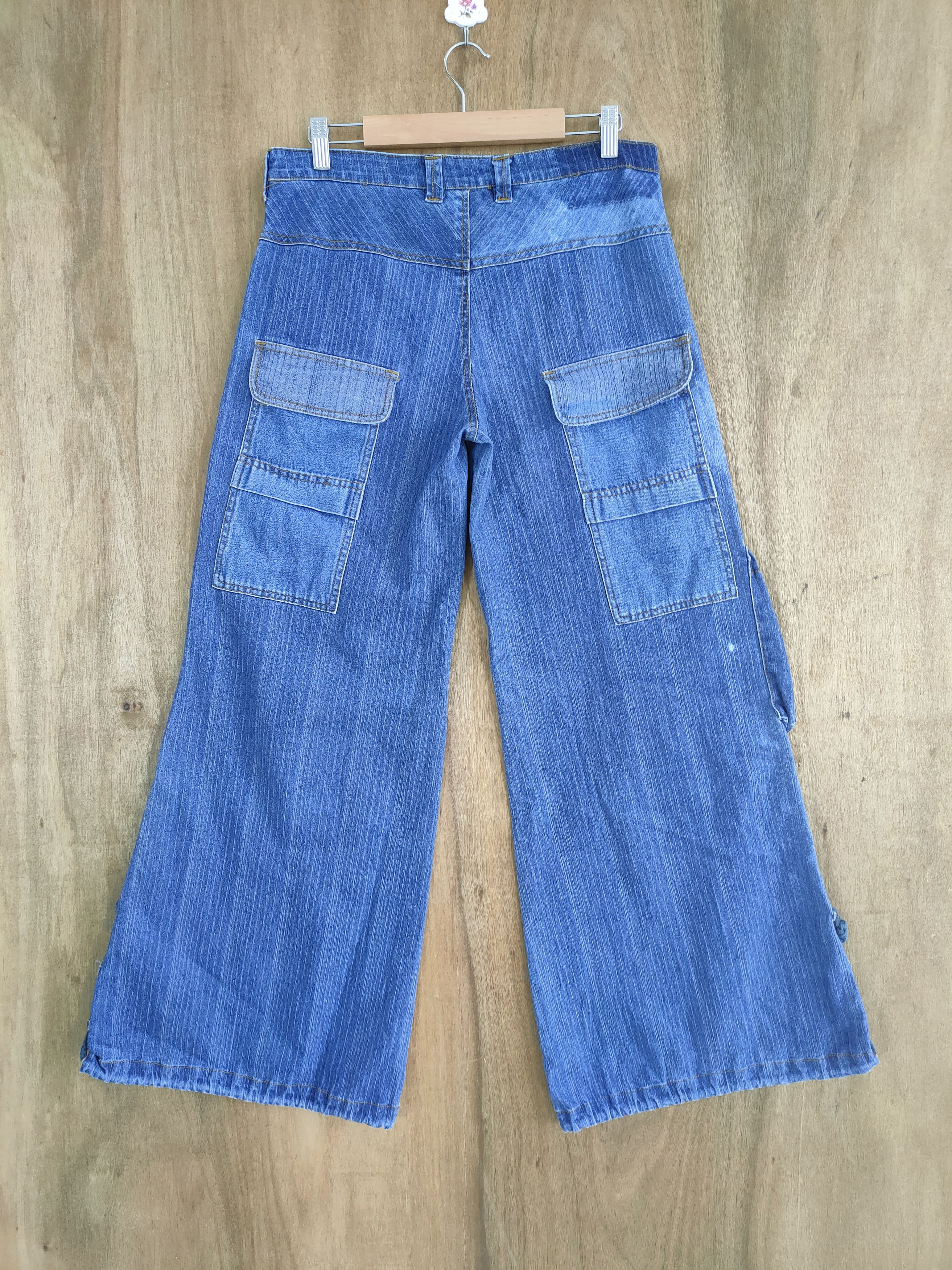 Japanese Brand VINTAGE JAPANESE FLARE CARGO PANTS Size US 32 / EU 48 - 2 Thumbnail