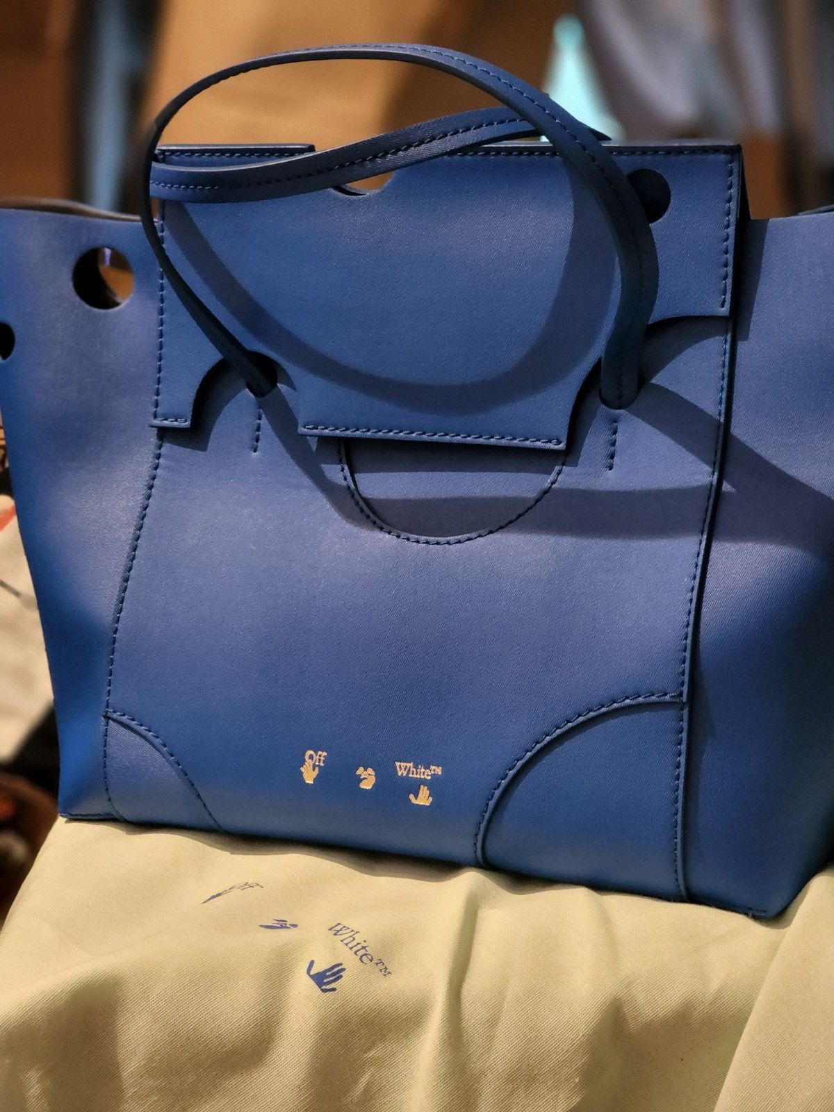 Off-White OFF-WHITE Burrow-32 Tote Bag Size ONE SIZE - 6 Thumbnail