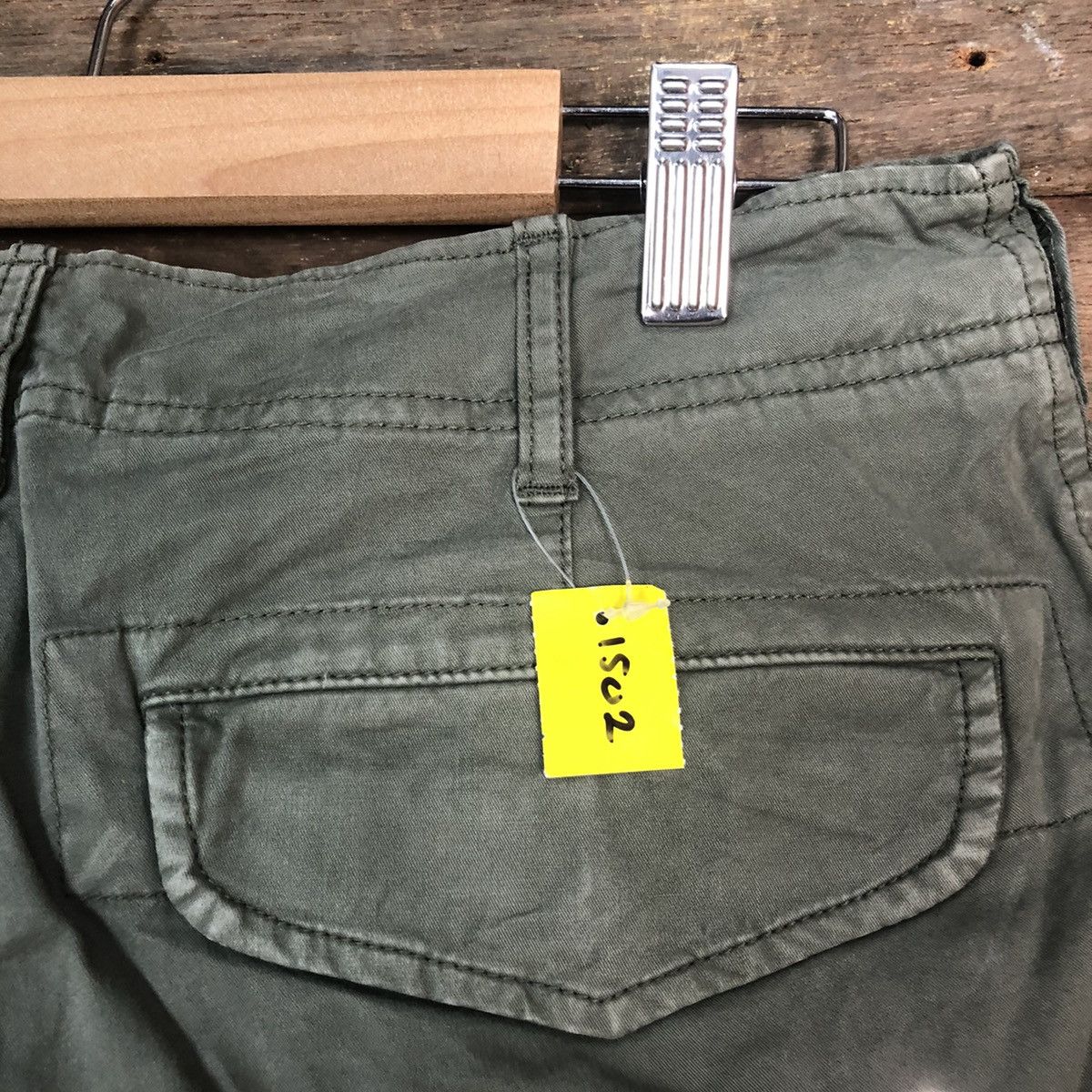 Japanese Brand DLL Uniqlo Green Cargo Multipocket Pants #1502 Size US 29 - 13 Thumbnail