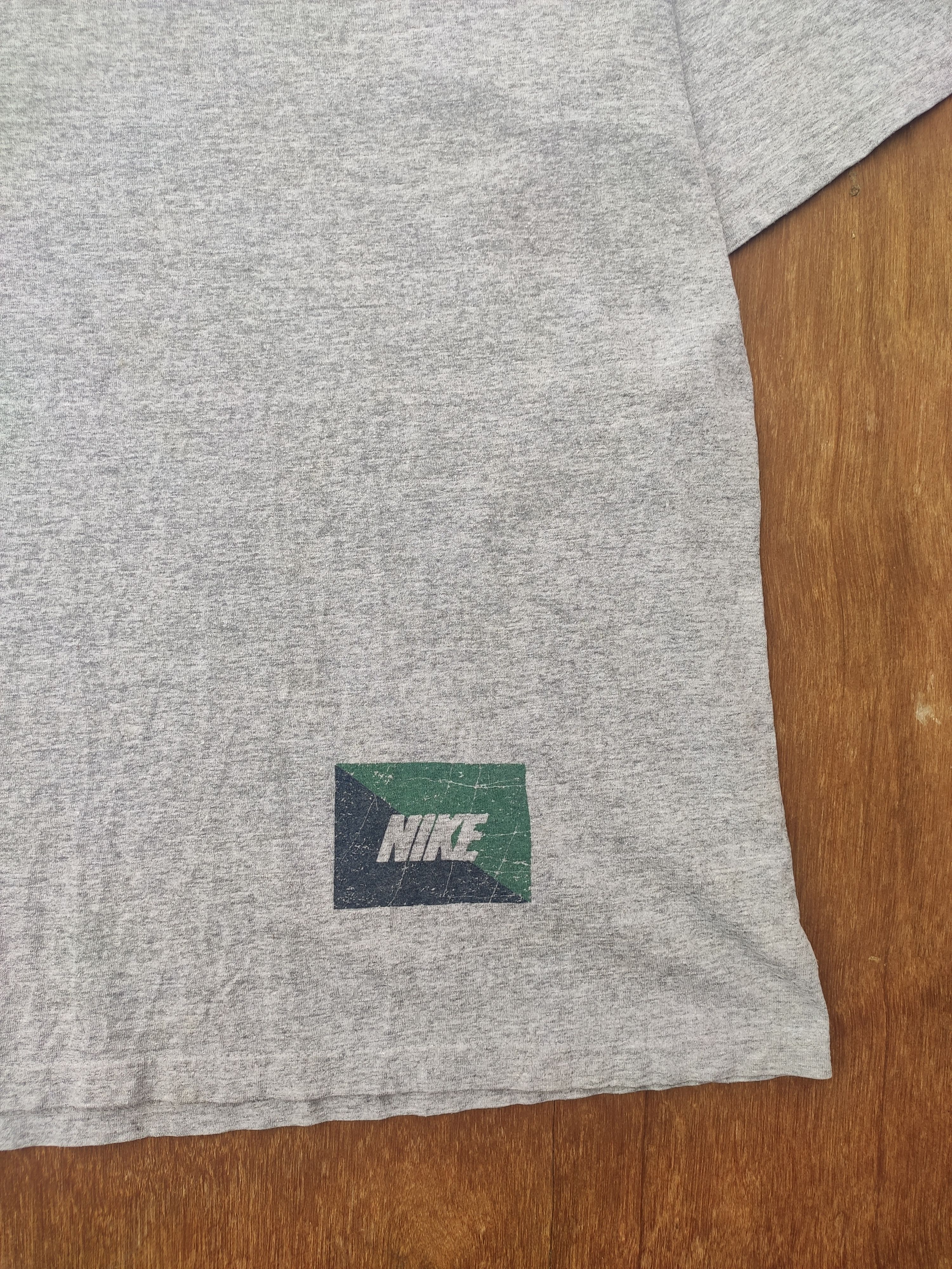Nike 🔥 Vintage 90s Vintage Nike t shirt Nike Air tees Size US L / EU 52-54 / 3 - 4 Thumbnail