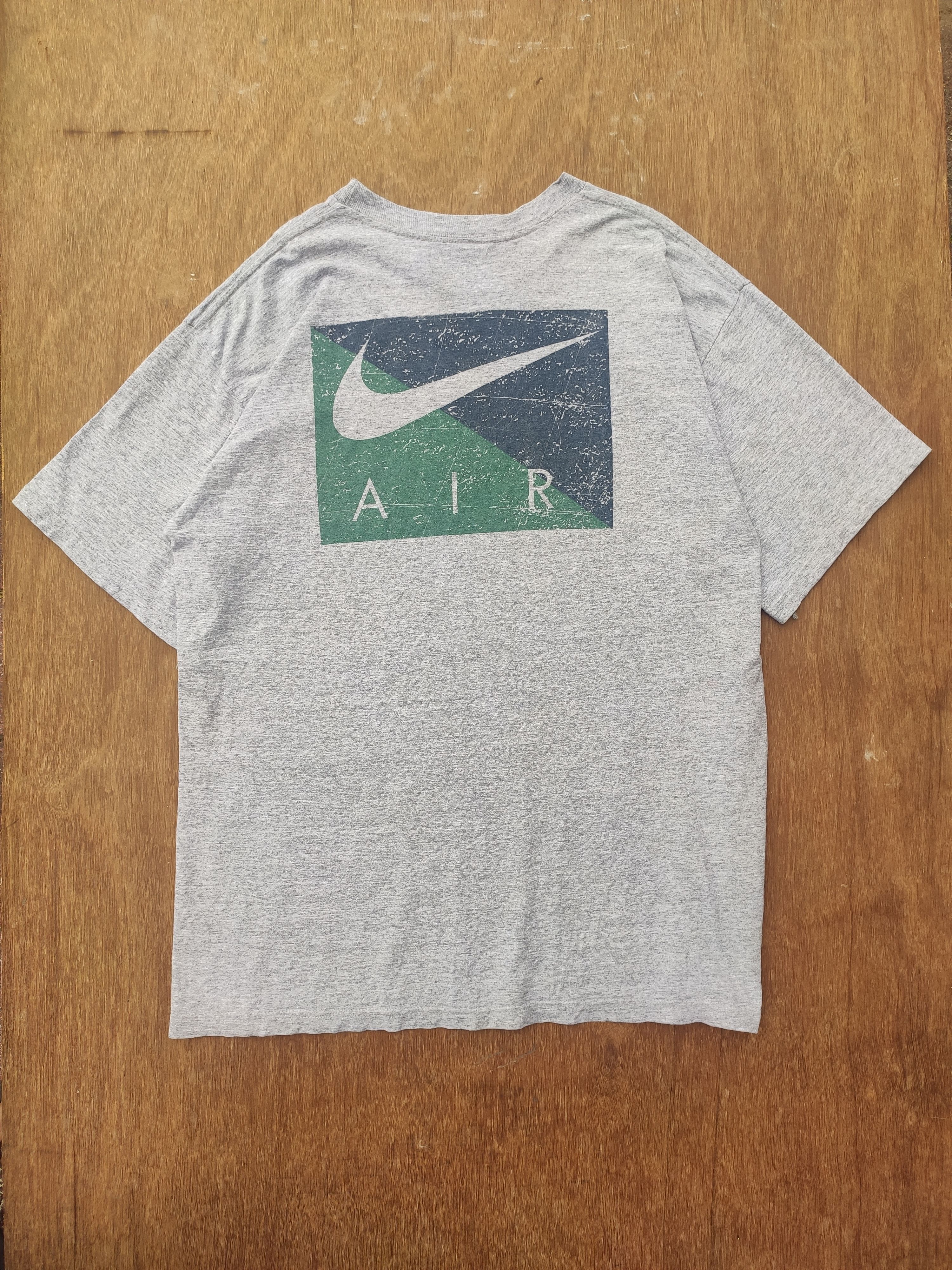 Nike 🔥 Vintage 90s Vintage Nike t shirt Nike Air tees Size US L / EU 52-54 / 3 - 1 Thumbnail