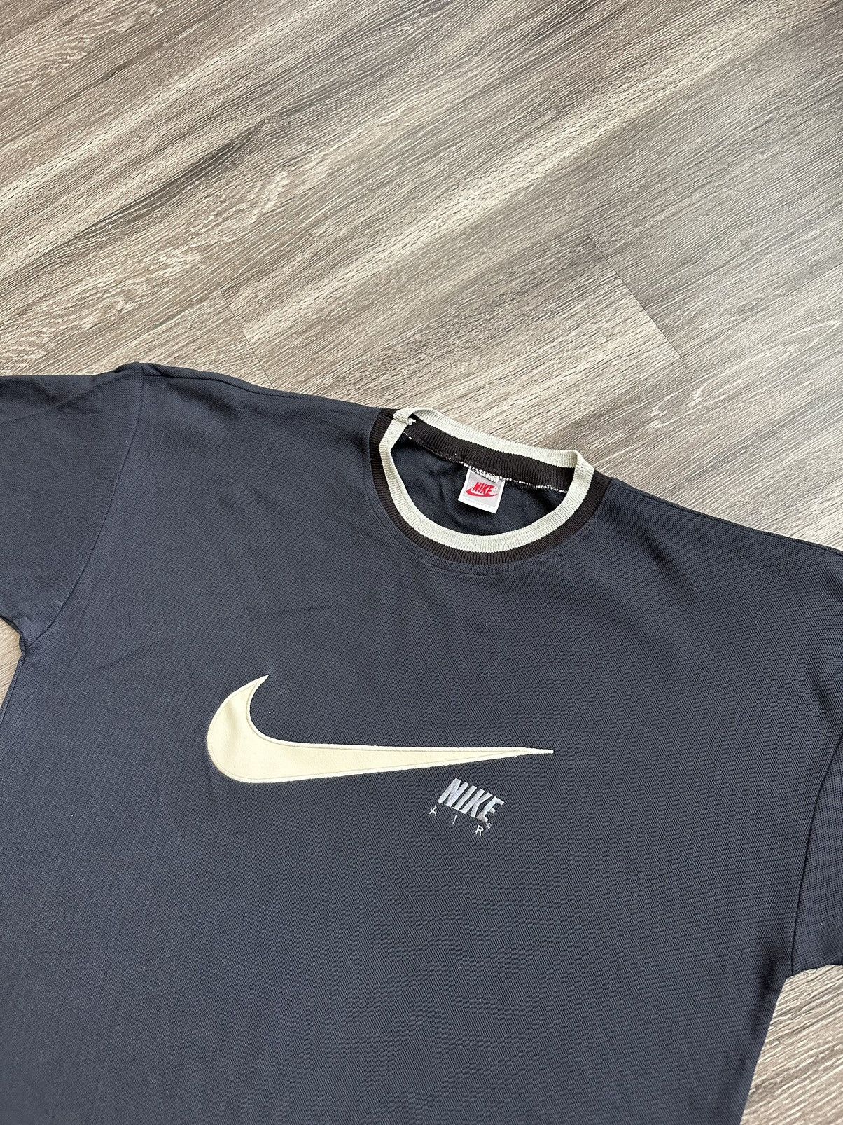 nikelab vintage swoosh tee