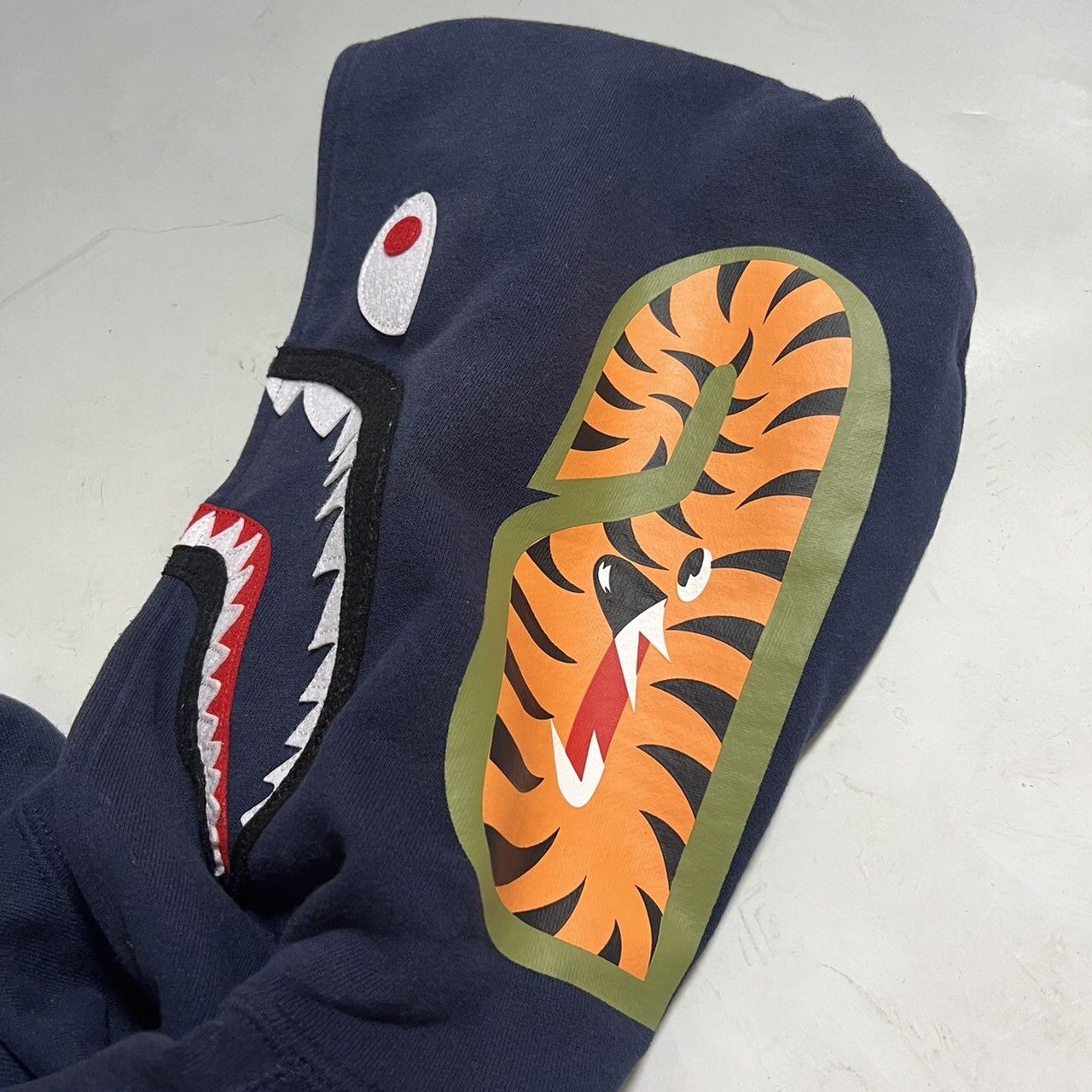 Bape Shark Pullover Hoodie Size US L / EU 52-54 / 3 - 4 Thumbnail