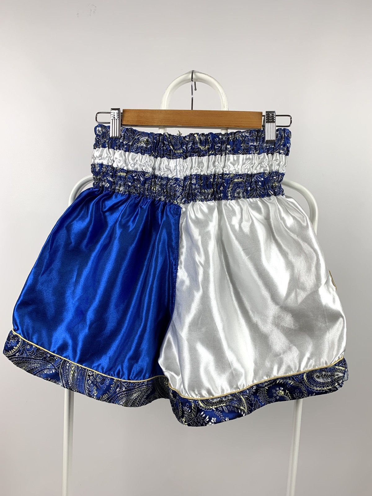 Japanese Brand Vintage Muay Thai Boxing Blue/White Shorts Size US 32 / EU 48 - 2 Thumbnail