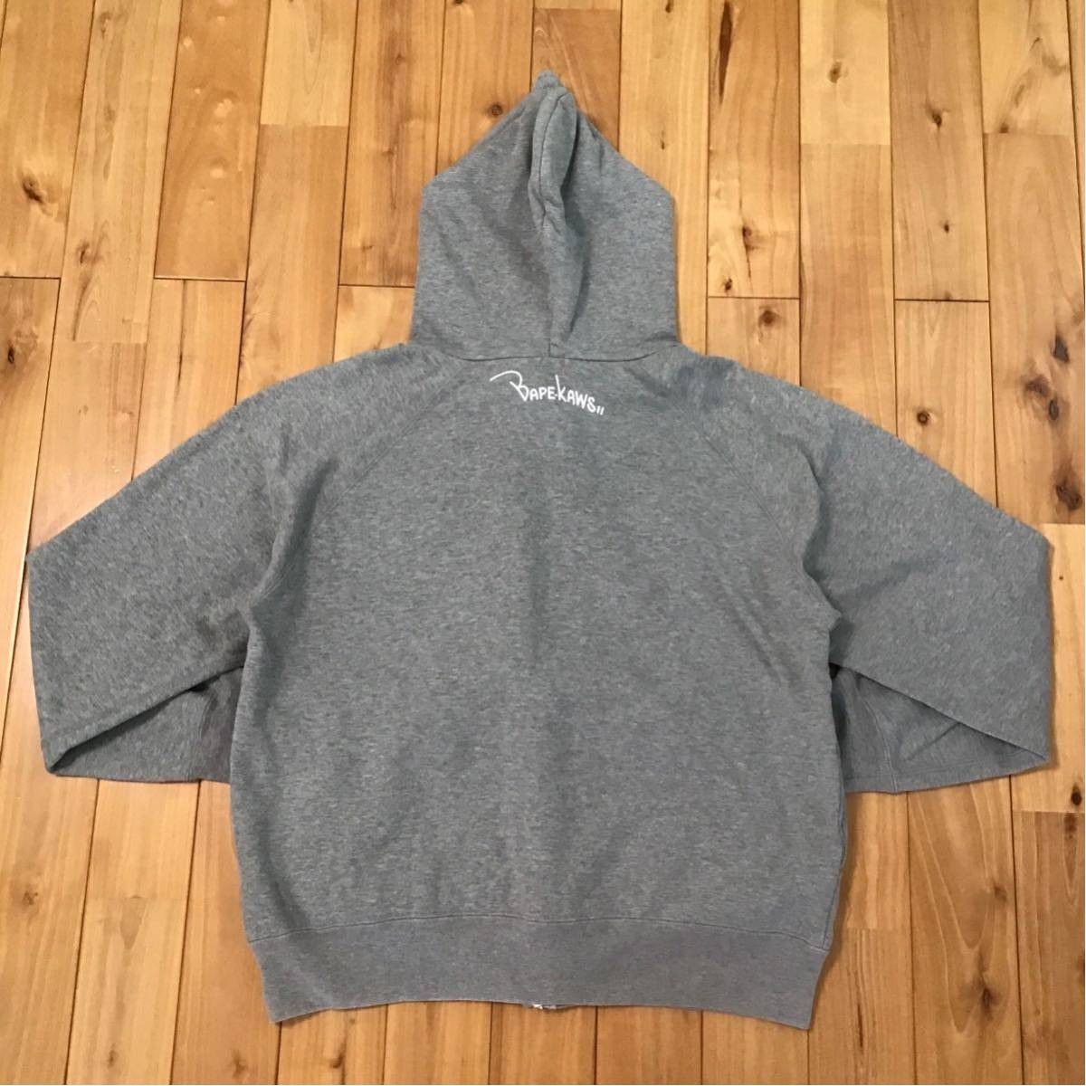 Bape × Kaws BAPE × kaws milo bendy Full zip hoodie Gray Size US M / EU 48-50 / 2 - 3 Thumbnail