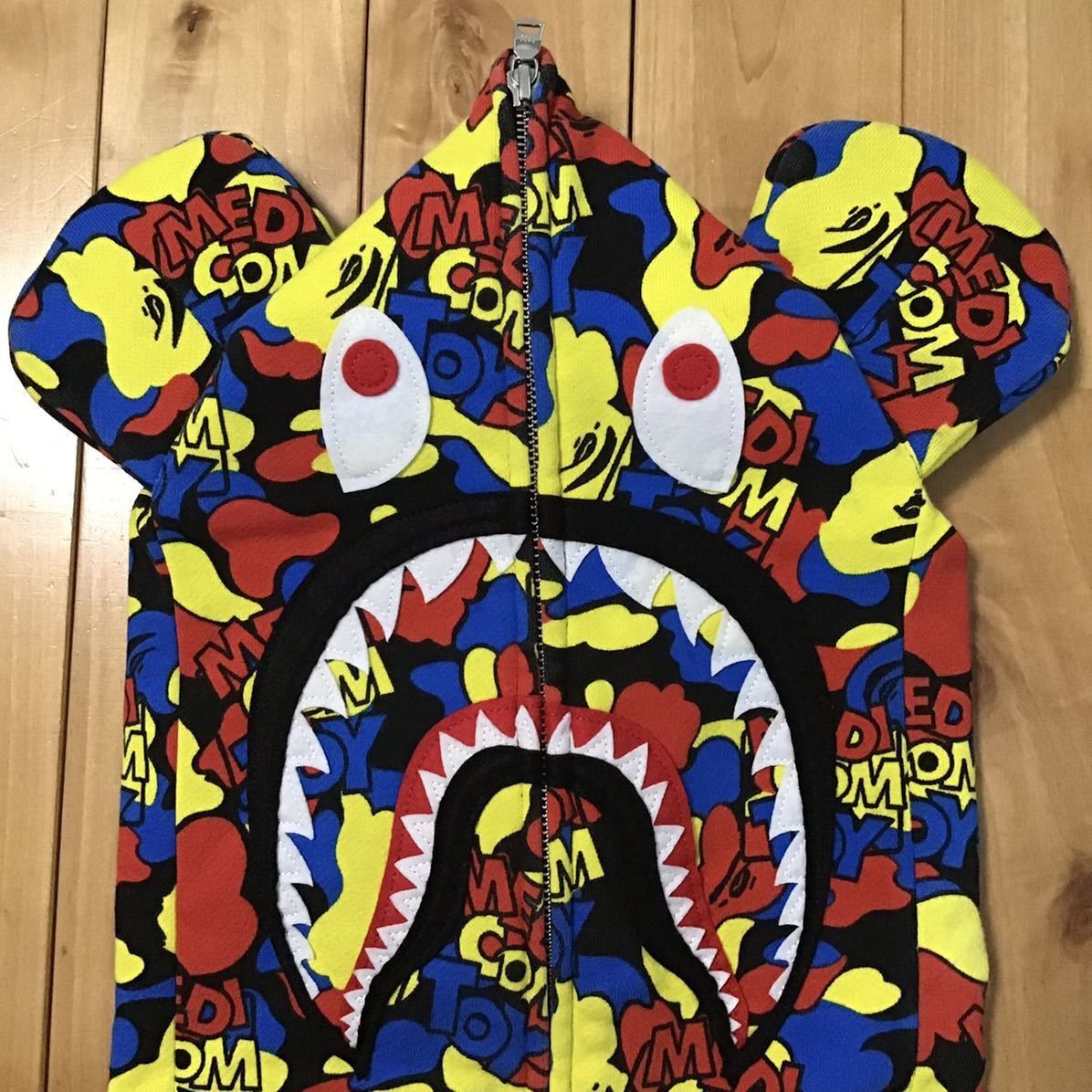 Bape × Medicom Toy BAPE × medicom toy BE@R Shark full zip hoodie Size US XL / EU 56 / 4 - 2 Thumbnail