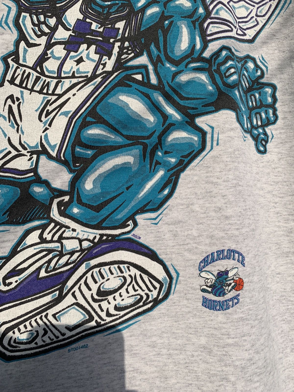NBA Vintage Charlotte Hornets Starter NBA Single Stitch T-Shirt Size US M / EU 48-50 / 2 - 6 Thumbnail