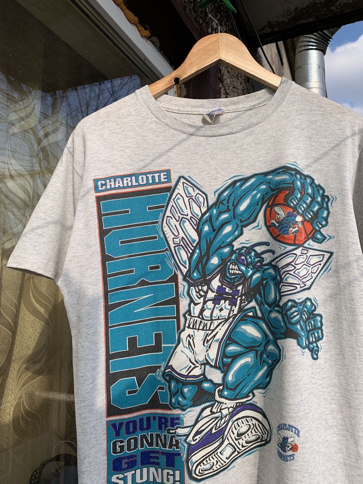 NBA Vintage Charlotte Hornets Starter NBA Single Stitch T-Shirt Size US M / EU 48-50 / 2 - 3 Thumbnail