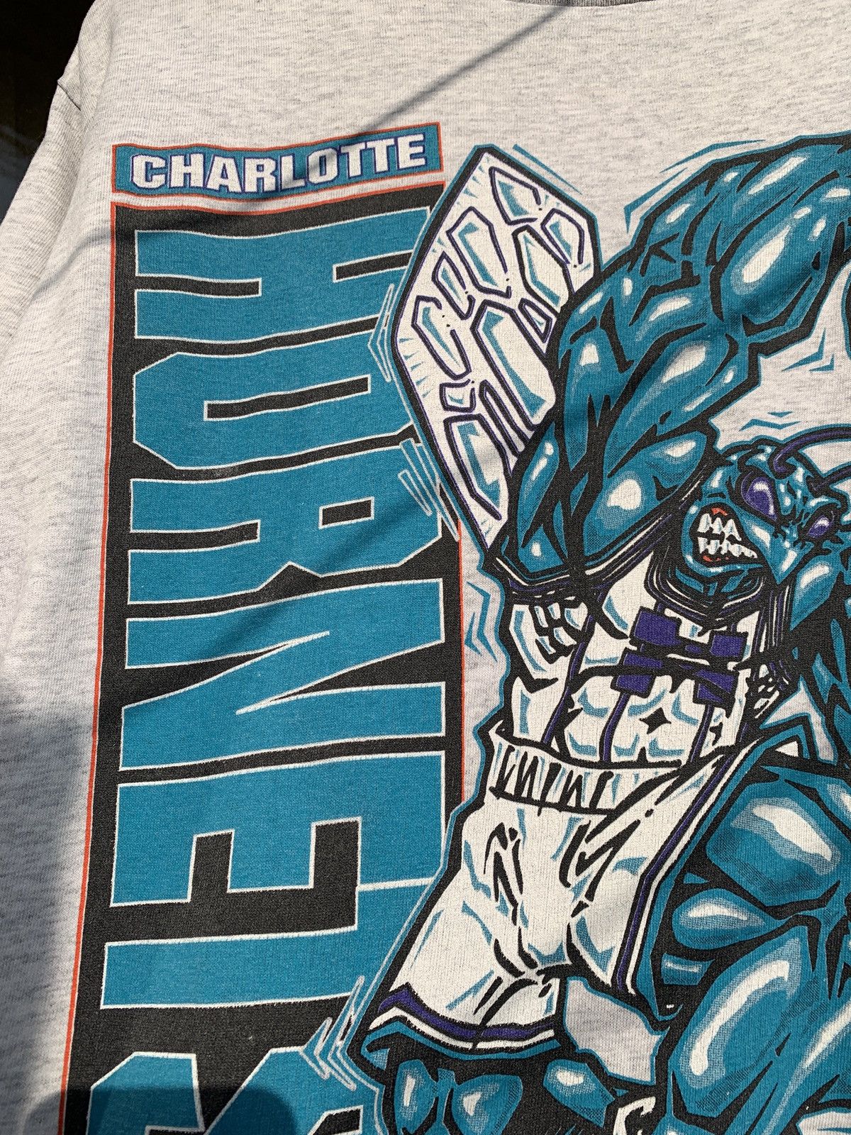 NBA Vintage Charlotte Hornets Starter NBA Single Stitch T-Shirt Size US M / EU 48-50 / 2 - 8 Thumbnail