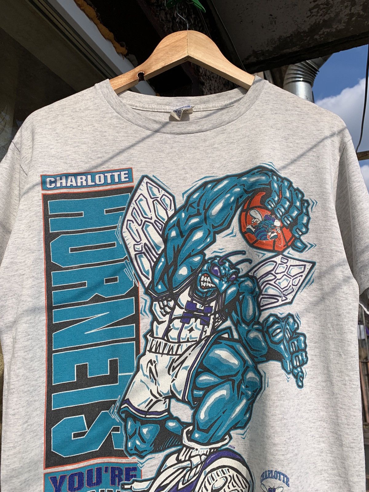 NBA Vintage Charlotte Hornets Starter NBA Single Stitch T-Shirt Size US M / EU 48-50 / 2 - 2 Thumbnail