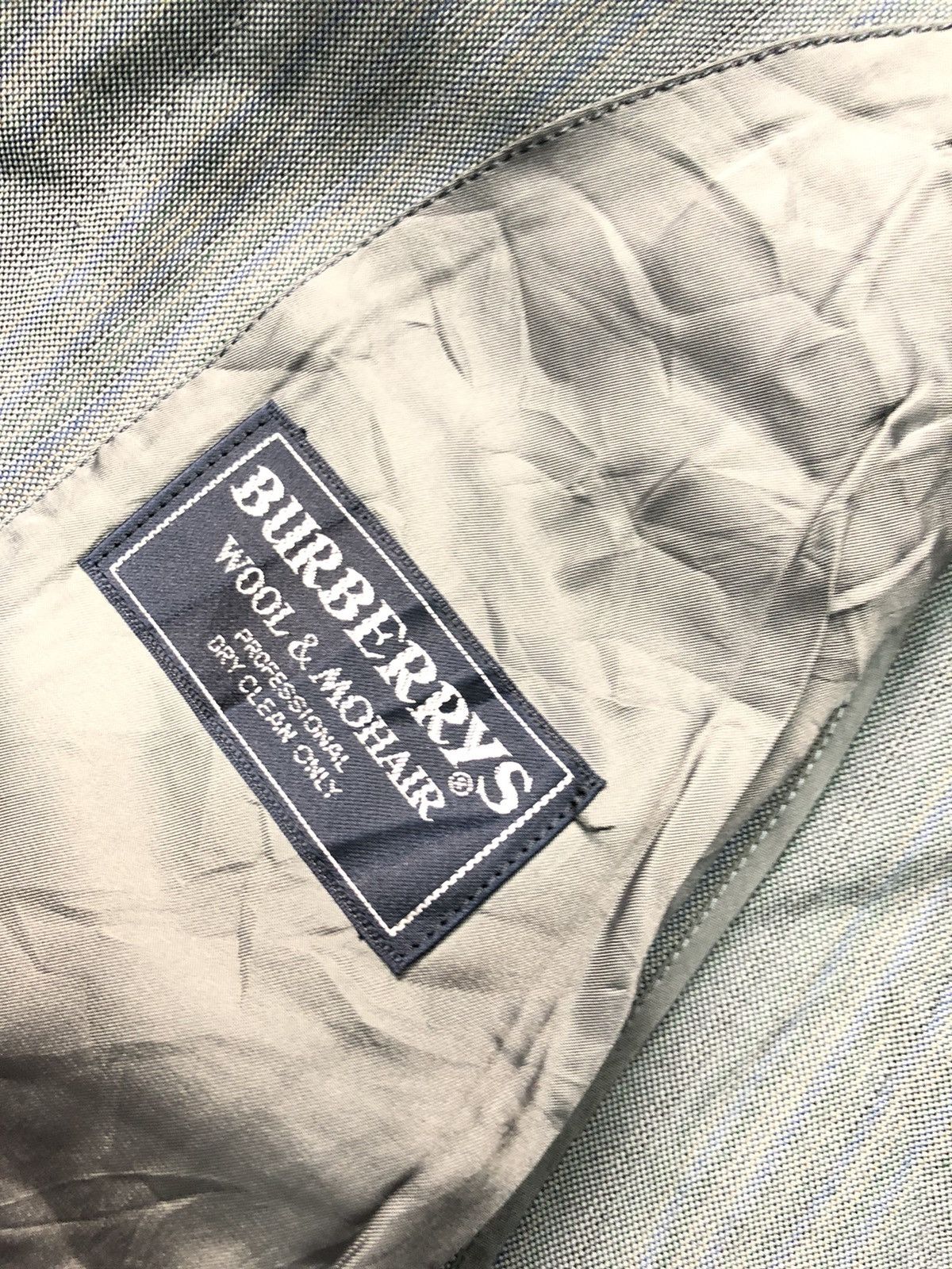 Burberry × Designer × Vintage VINTAGE BURBERRY WOOL BLAZER COAT CASUAL WEAR Size US L / EU 52-54 / 3 - 3 Thumbnail