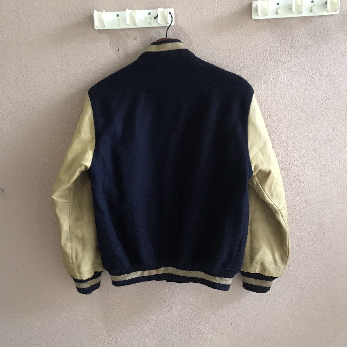 Japanese Brand Heat🔥Made in Japan Varsity D Lob Sports leather wool jacket Size US M / EU 48-50 / 2 - 6 Thumbnail