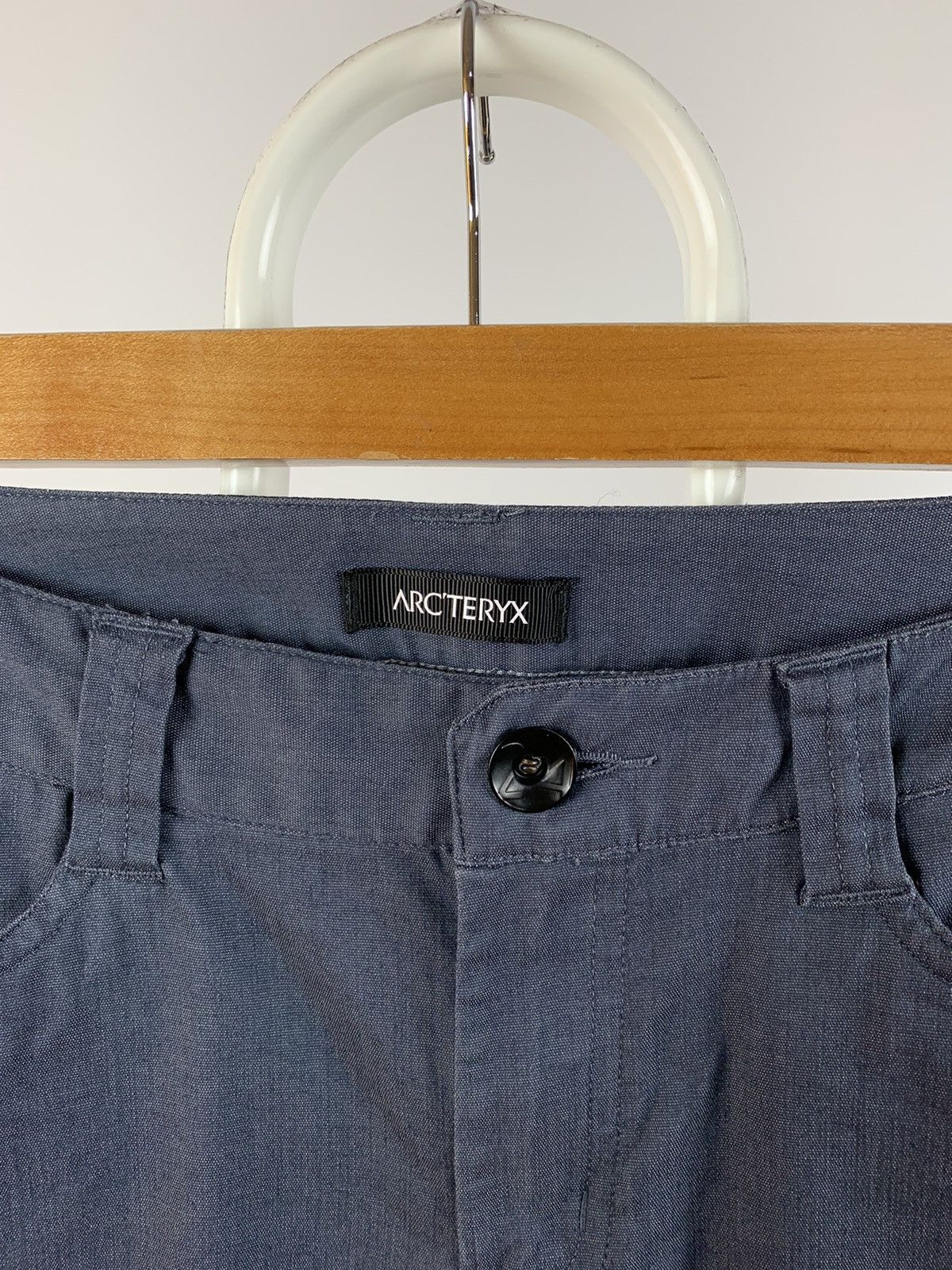 Arc'teryx Arcteryx A2B Commuter Cargo Navy Reflective Pants Size US 30 / EU 46 - 18 Thumbnail