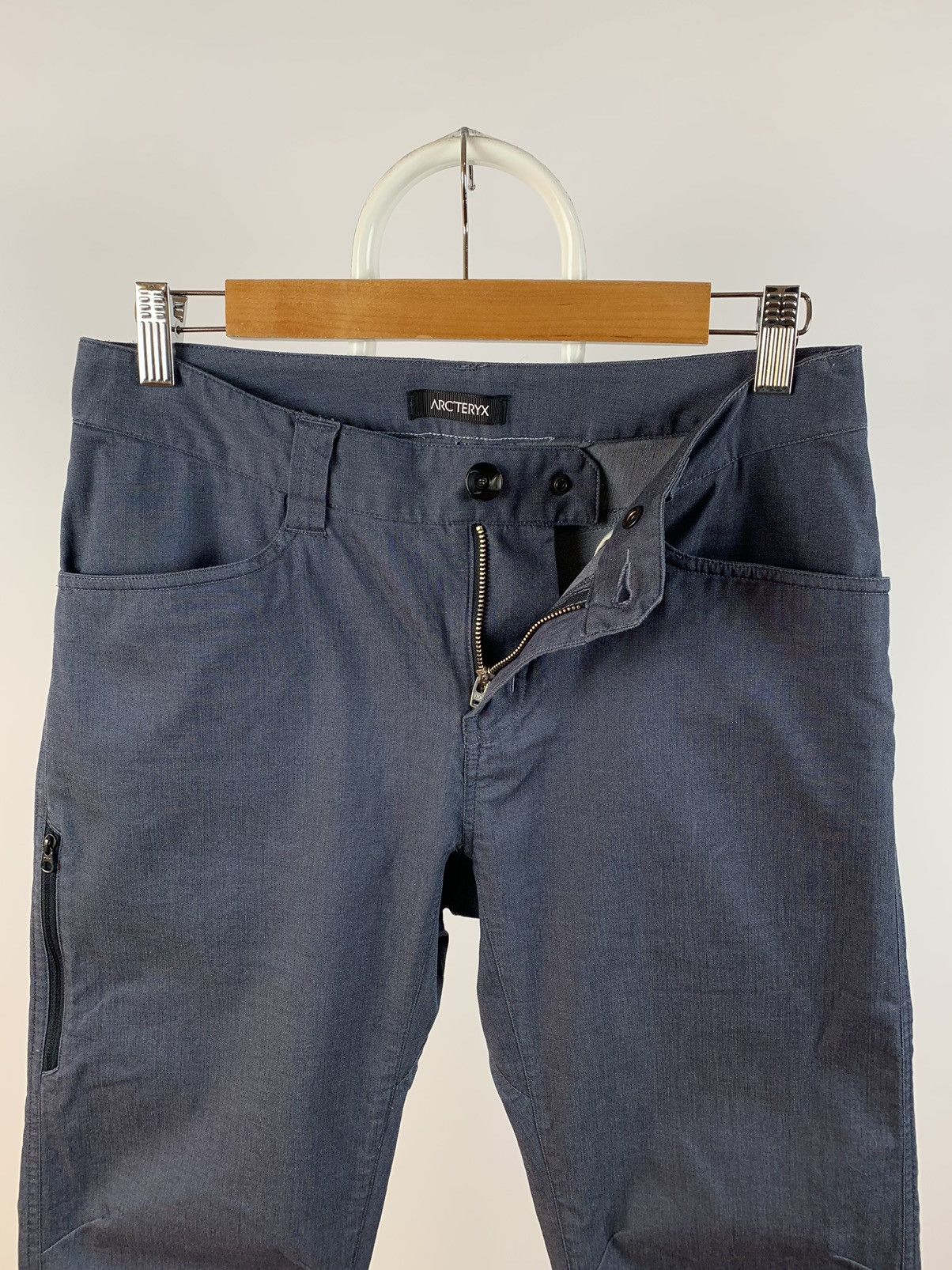 Arc'teryx Arcteryx A2B Commuter Cargo Navy Reflective Pants Size US 30 / EU 46 - 15 Thumbnail