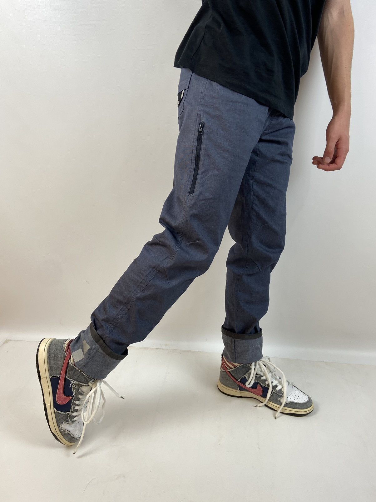 Arc'teryx Arcteryx A2B Commuter Cargo Navy Reflective Pants Size US 30 / EU 46 - 1 Thumbnail