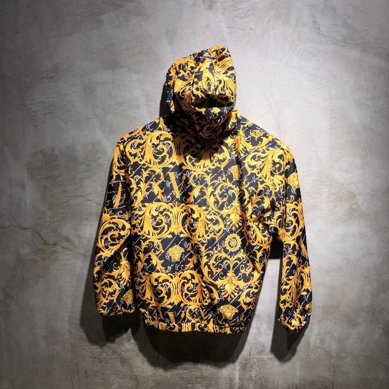 Versace Versace Medusa All over print windbreaker Size US XS / EU 42 / 0 - 3 Thumbnail