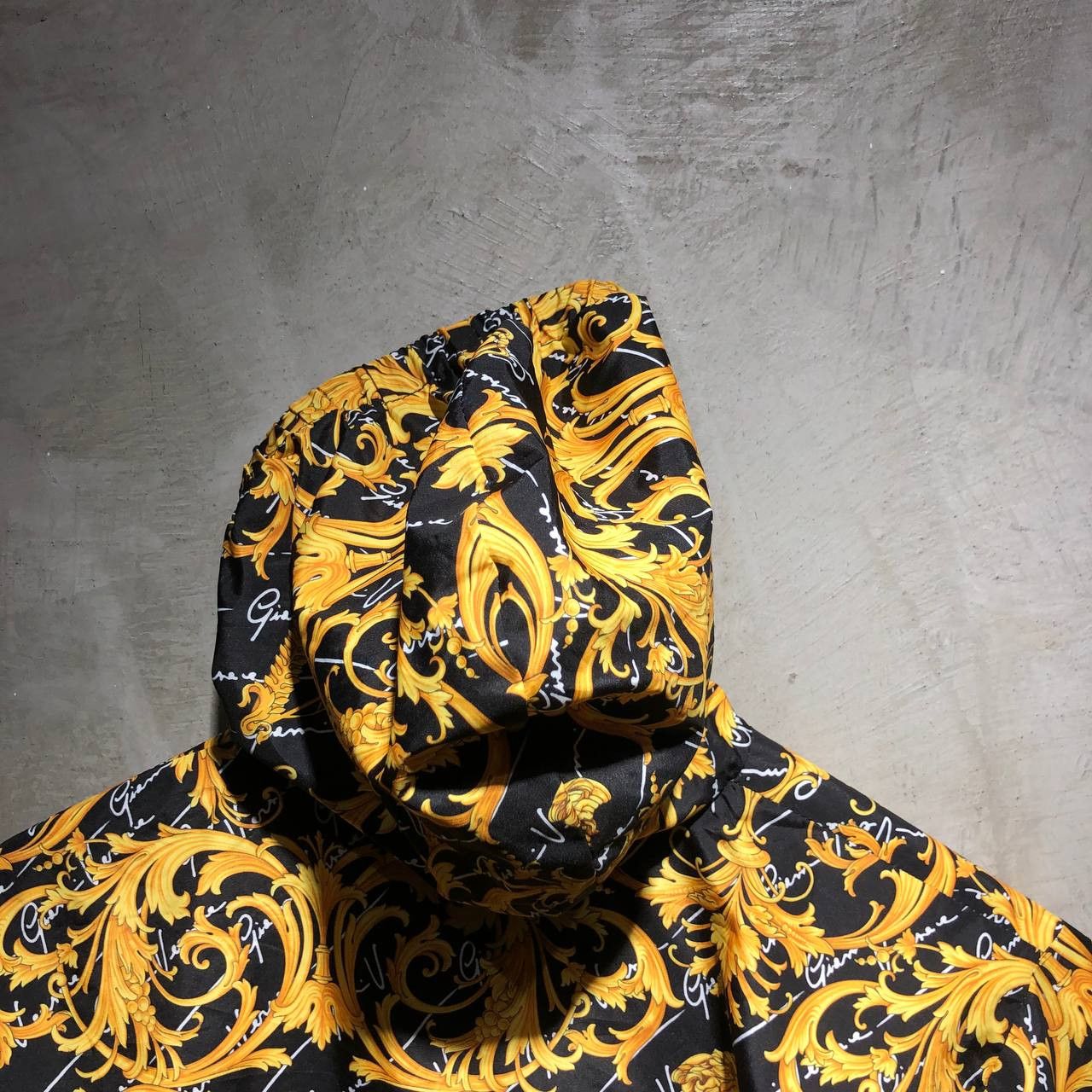 Versace Versace Medusa All over print windbreaker Size US XS / EU 42 / 0 - 14 Thumbnail