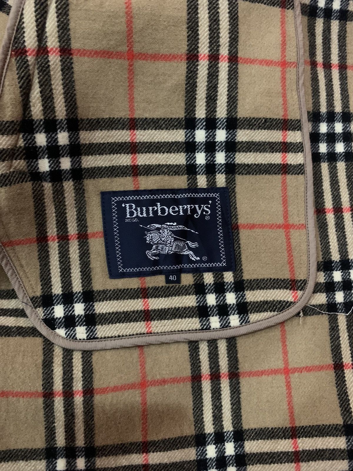 Burberry 🔥Offer your price🔥Buberry nota check wool blend Size US M / EU 48-50 / 2 - 8 Thumbnail