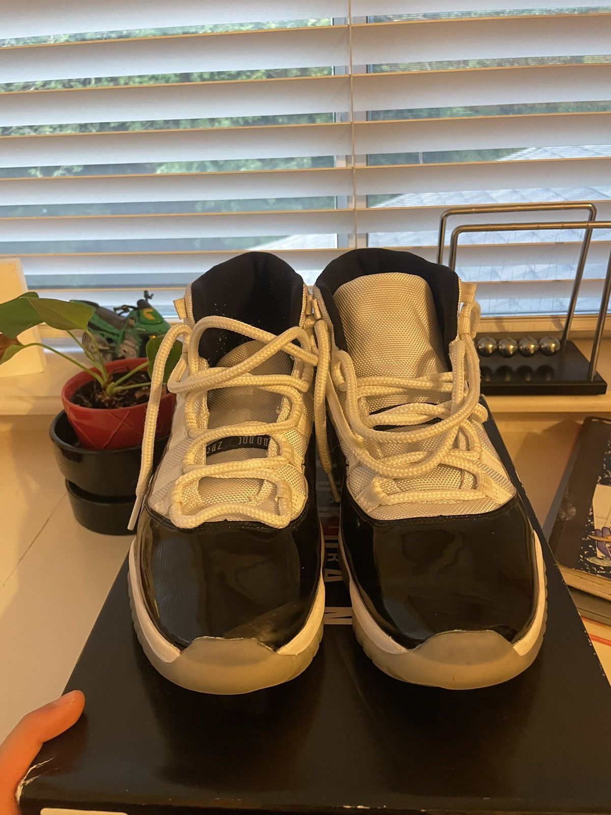 Jordan Brand Jordan 11 Concord Size US 10.5 / EU 43-44 - 2 Thumbnail