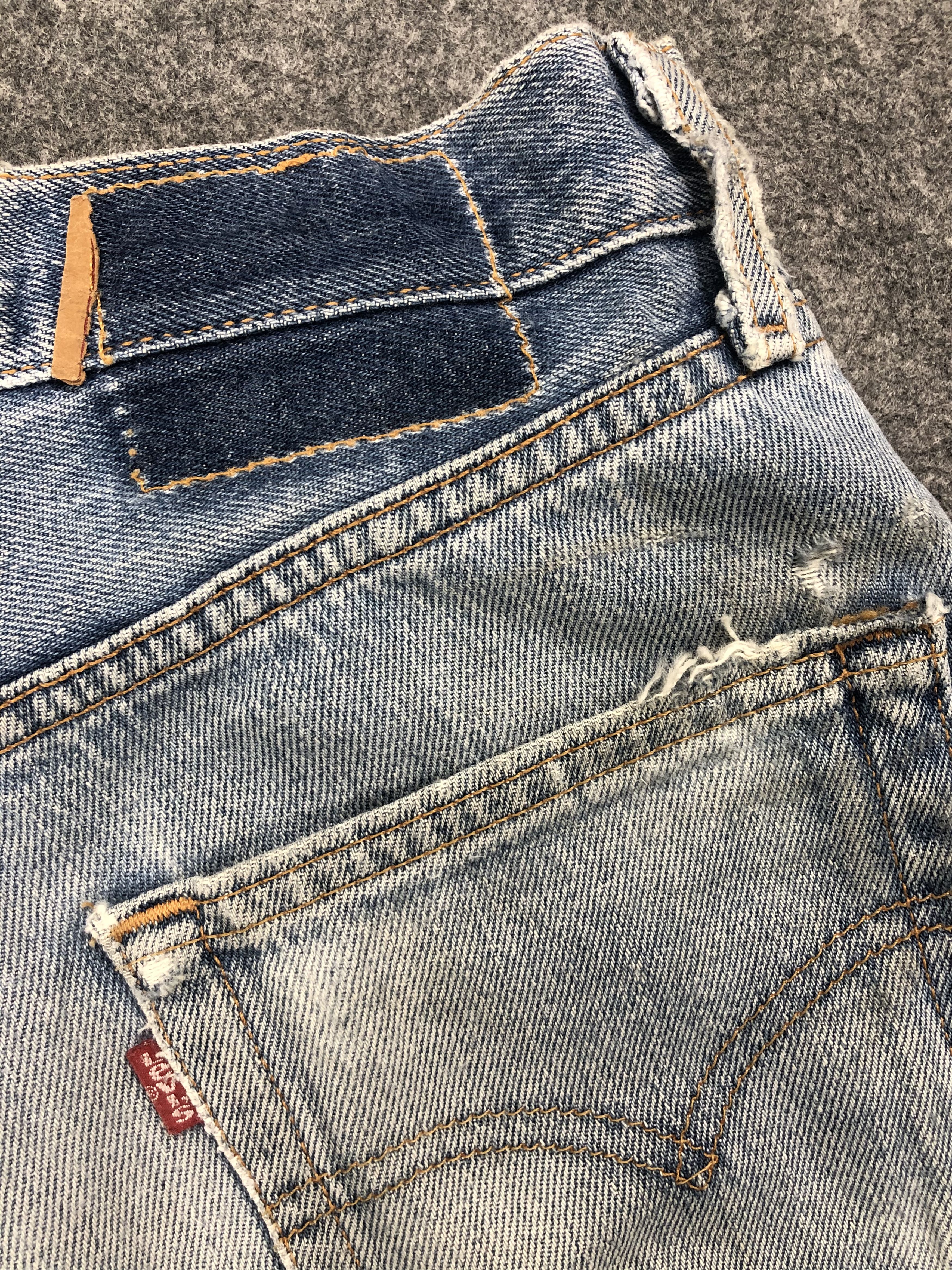 Levi's Light Wash Vintage Levi's 501 Jeans 29x31 Denim -JN1137 Size US 29 - 10 Thumbnail