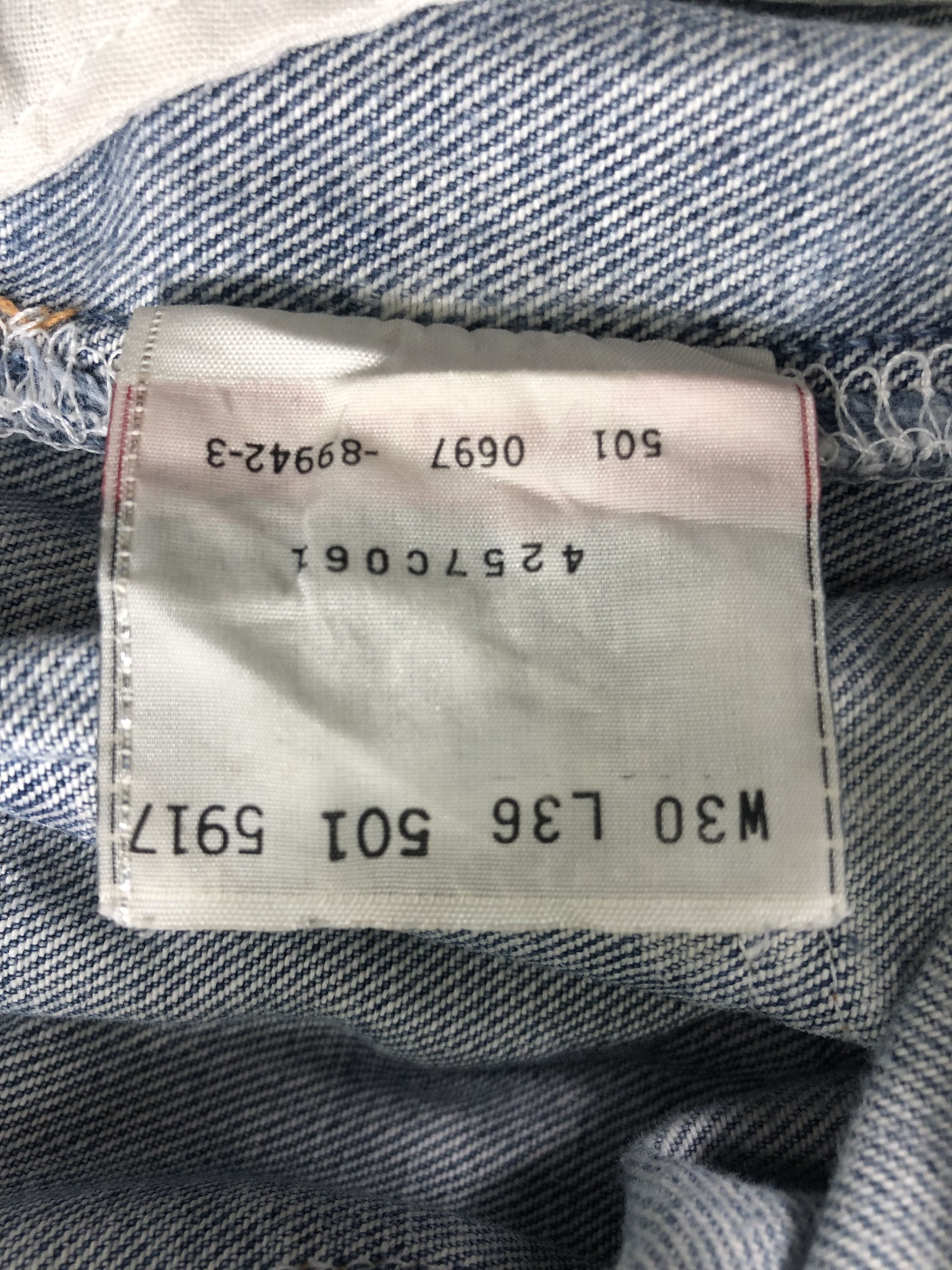 Levi's Light Wash Vintage Levi's 501 Jeans 29x31 Denim -JN1137 Size US 29 - 9 Thumbnail