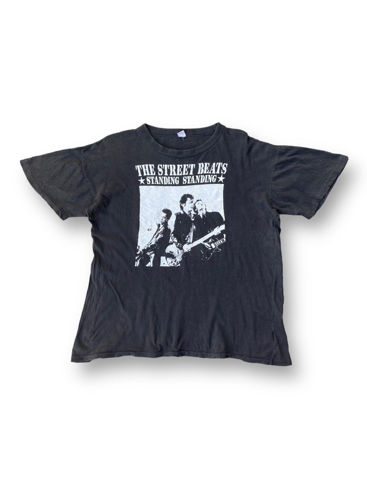 Vintage The Street Beats Standing Standing Punk Shirt. #A10