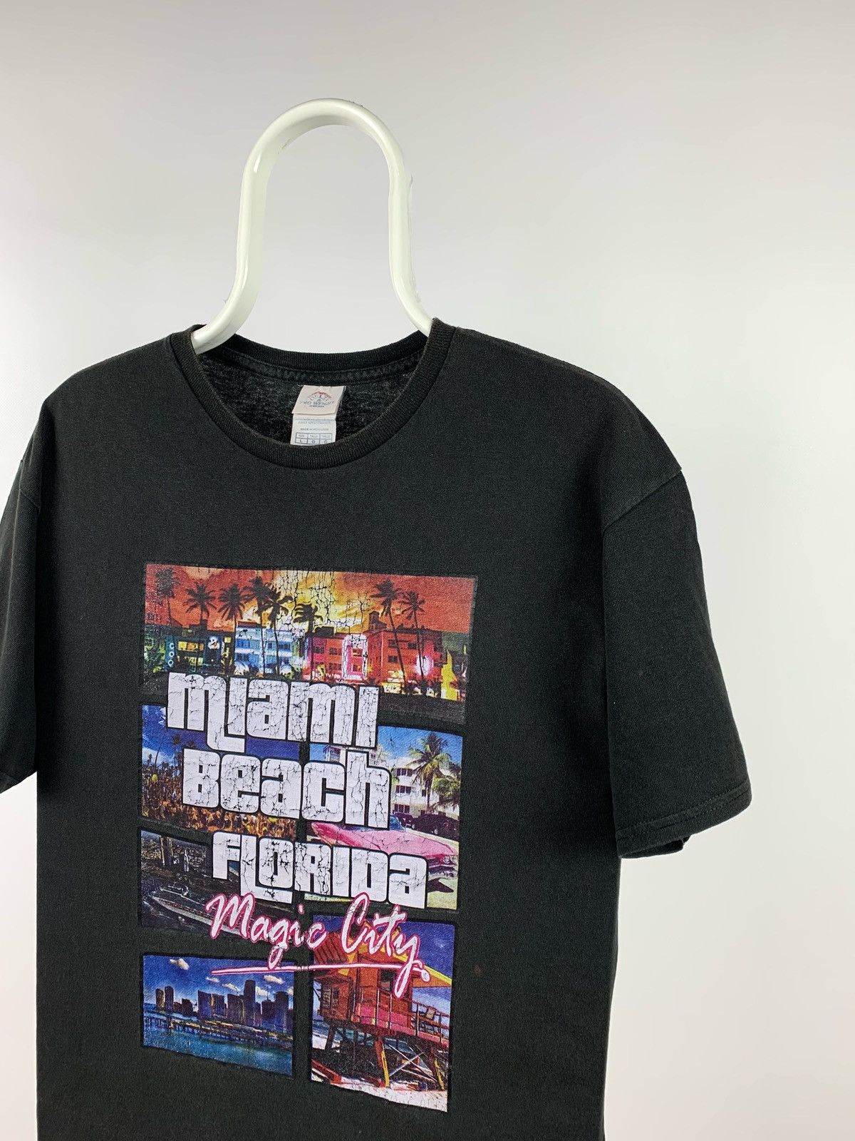 Playstation Vintage GTA Miami Beach Florida Magic City T-Shirt Size US L / EU 52-54 / 3 - 4 Thumbnail