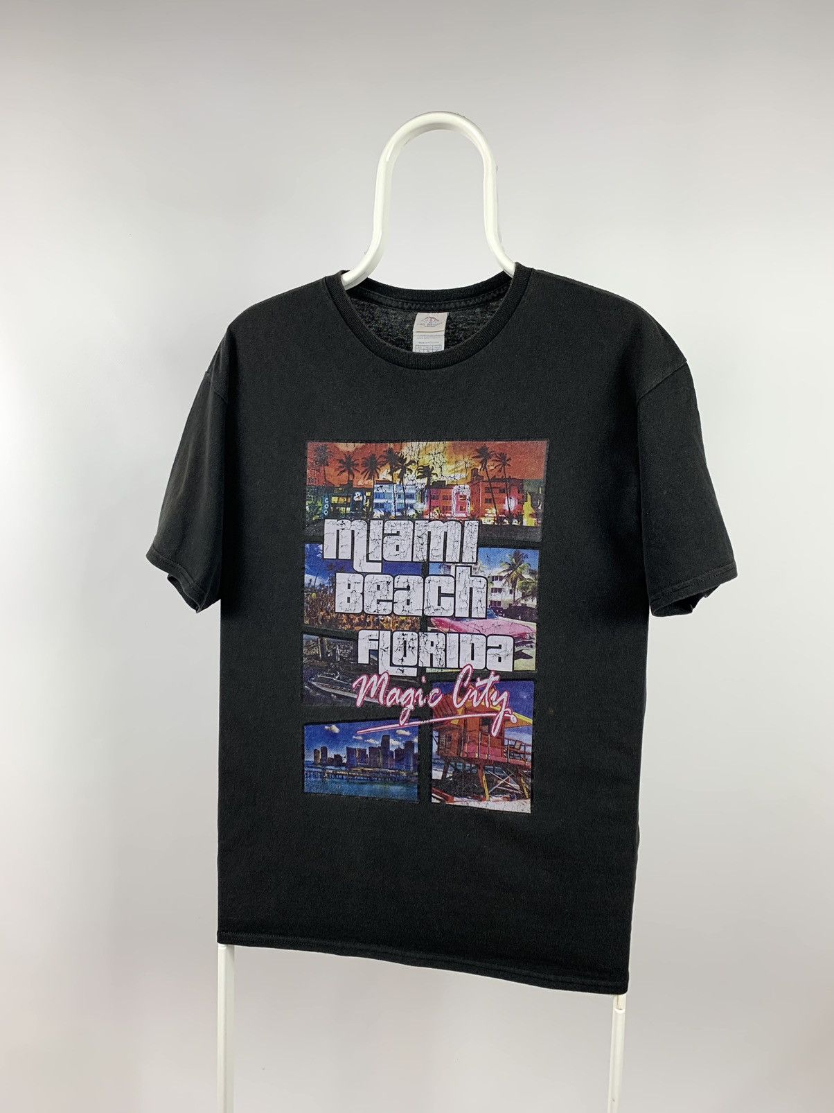 Playstation Vintage GTA Miami Beach Florida Magic City T-Shirt Size US L / EU 52-54 / 3 - 3 Thumbnail