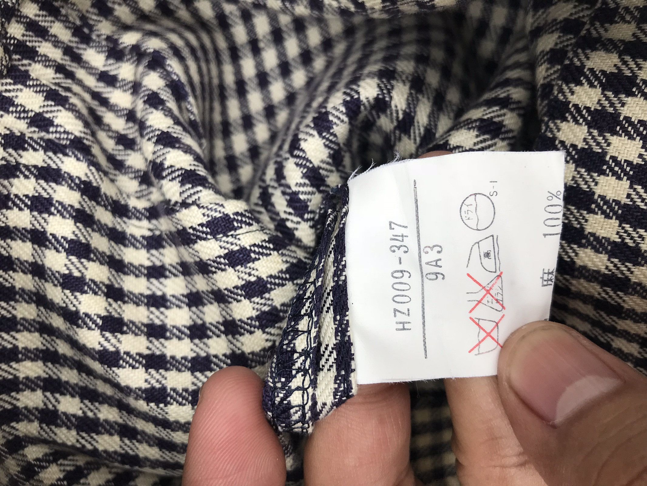 Yves Saint Laurent Vintage YVES SAINT LAURENT Houndstooth Button Jacket Size US M / EU 48-50 / 2 - 10 Thumbnail
