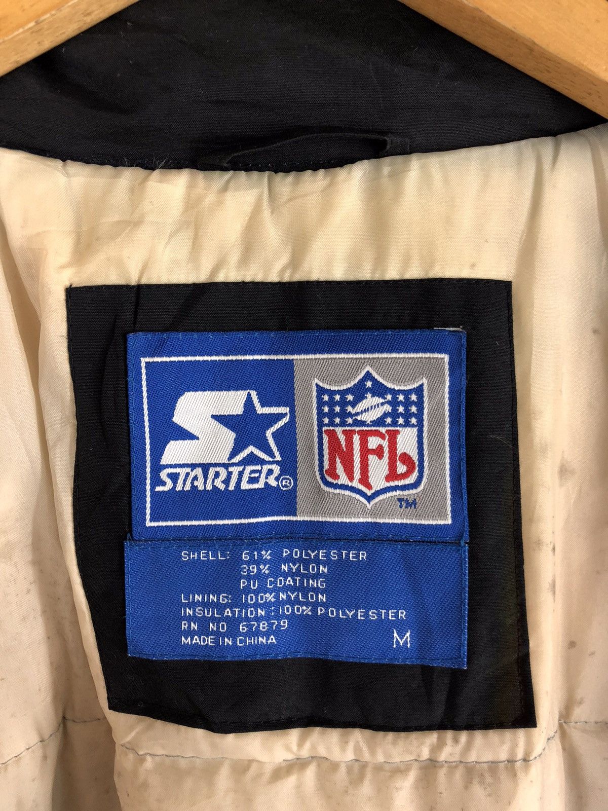 NFL 🔥RARE VINTAGE RAIDERS NFL TEAM INSULATED LONG JACKET Size US M / EU 48-50 / 2 - 9 Thumbnail