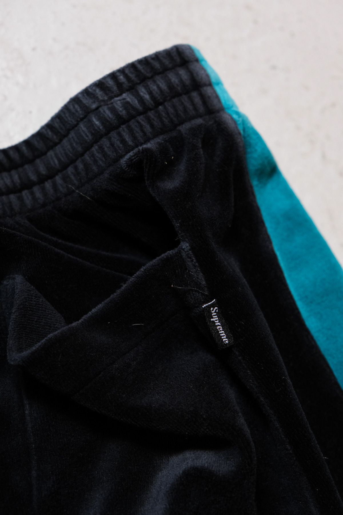 Supreme Supreme 18S/S Velour Track Pants Size US 34 / EU 50 - 8 Thumbnail
