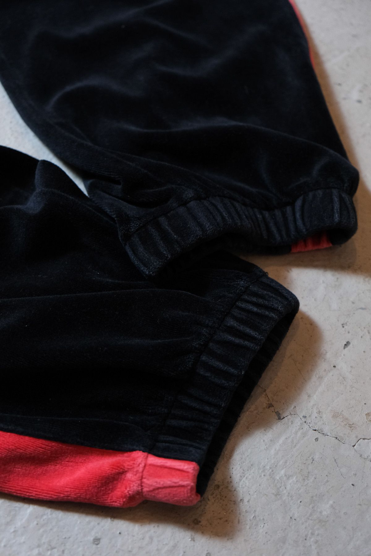 Supreme Supreme 18S/S Velour Track Pants Size US 34 / EU 50 - 6 Thumbnail