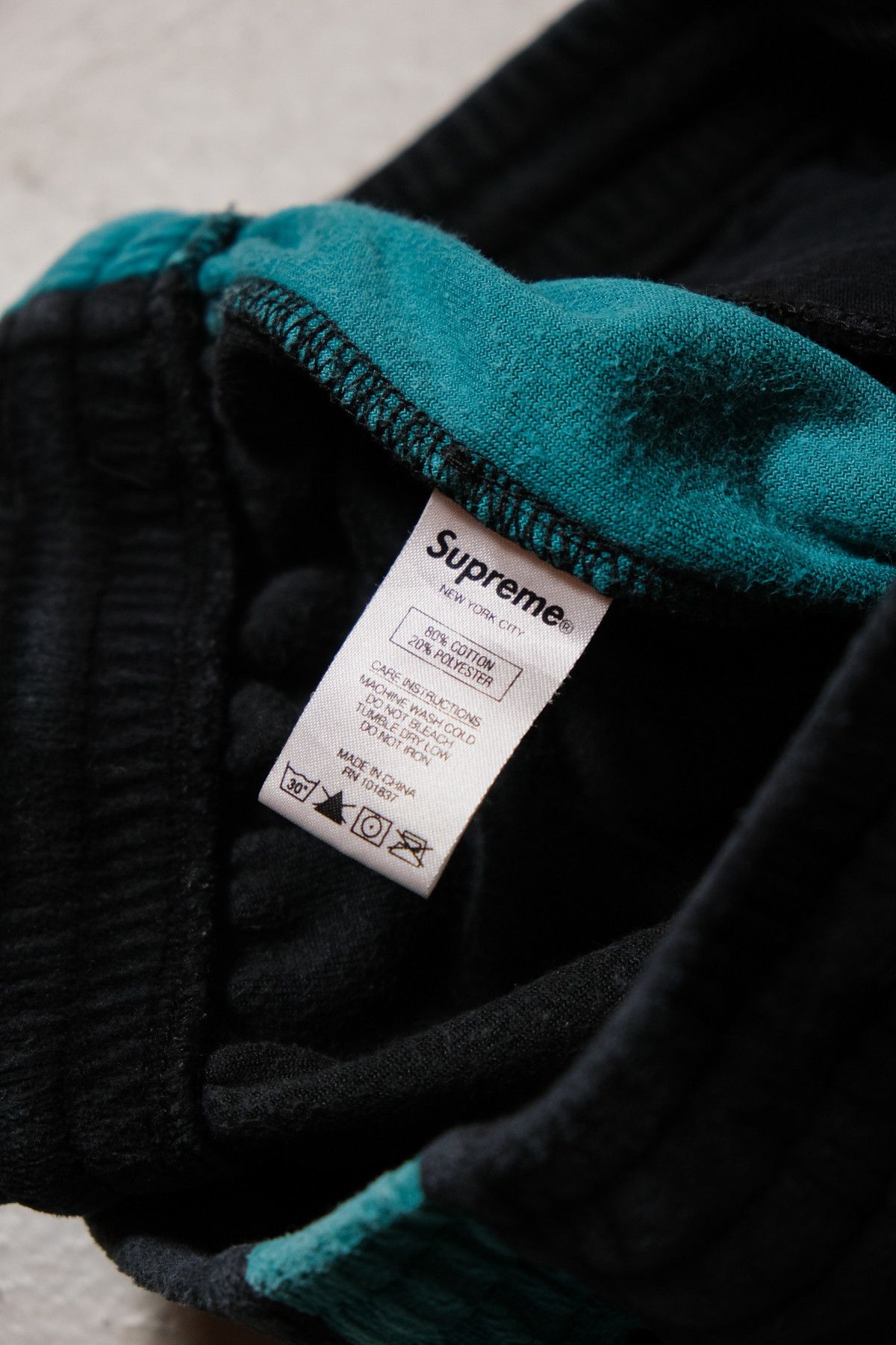 Supreme Supreme 18S/S Velour Track Pants Size US 34 / EU 50 - 10 Thumbnail