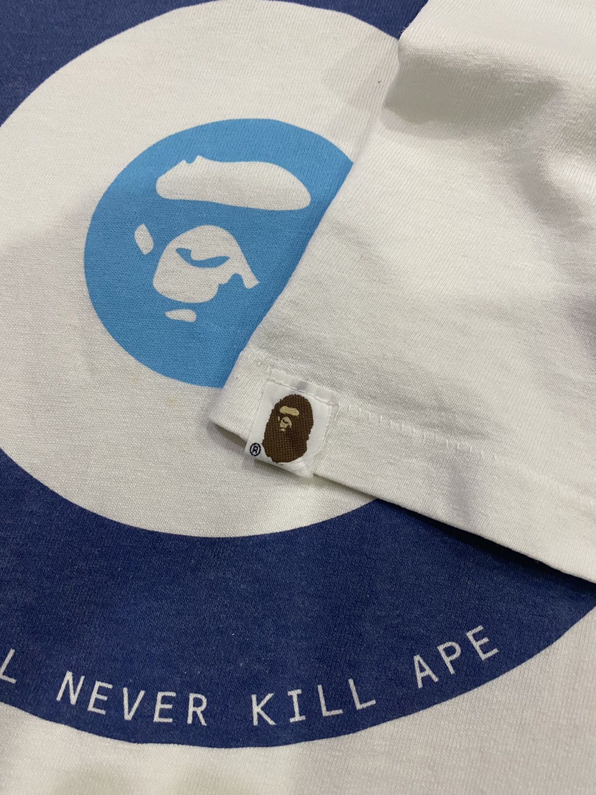 Bape vintage a bathing ape anvil tag tshirt Size US L / EU 52-54 / 3 - 4 Thumbnail