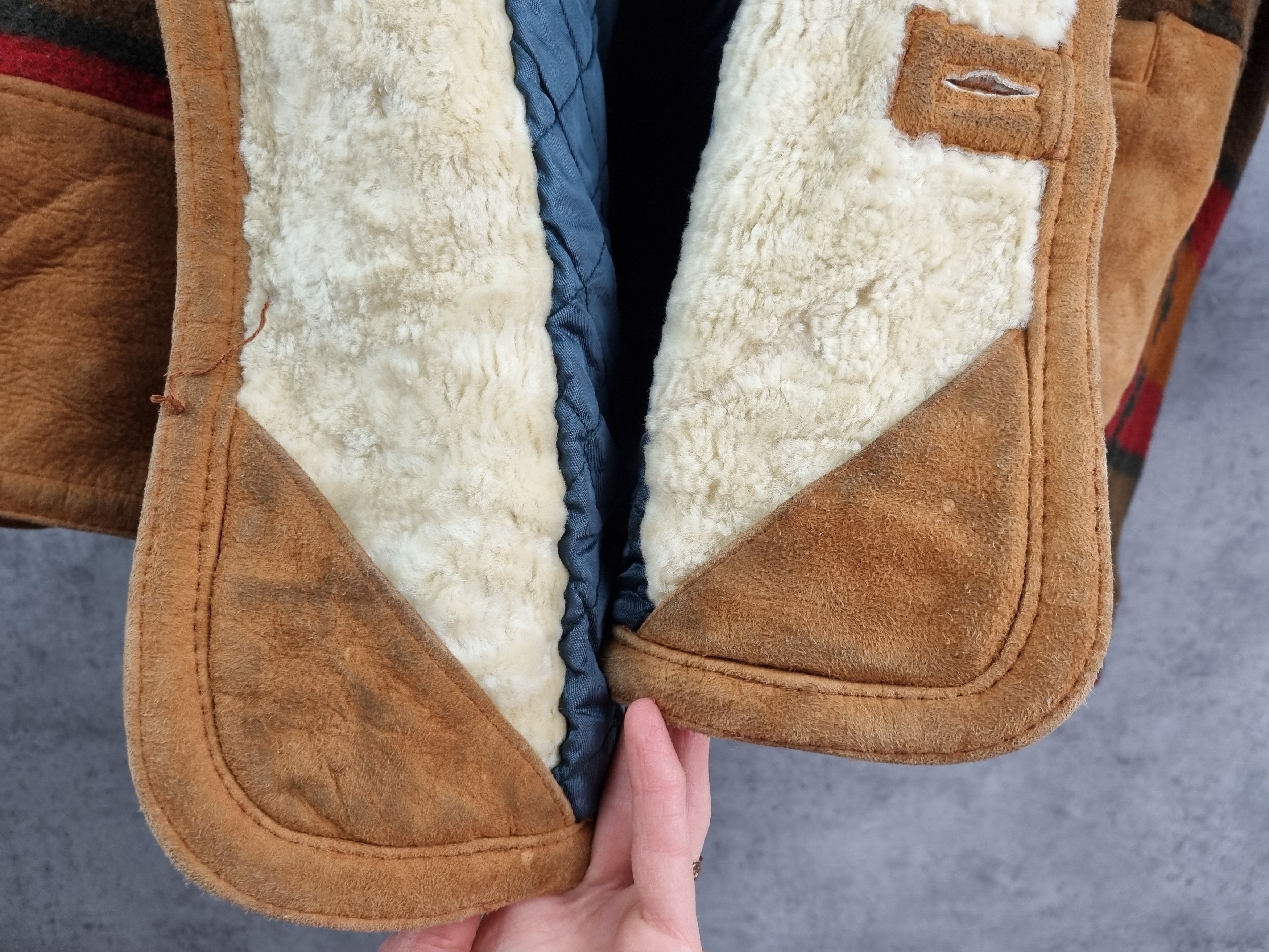 Genuine Leather Unique 80s Suede Shearling Wool Navajo Print Heavy Jacket Size US L / EU 52-54 / 3 - 11 Thumbnail