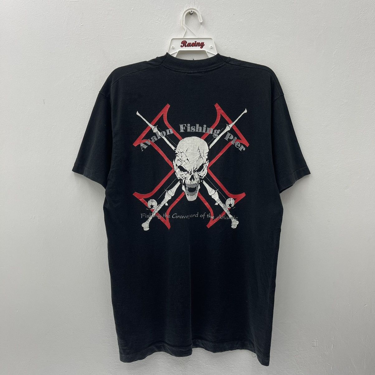 Vintage Vintage 90s T-Shirt Avalon Fishing Fier Nice Design Size US L / EU 52-54 / 3 - 1 Thumbnail