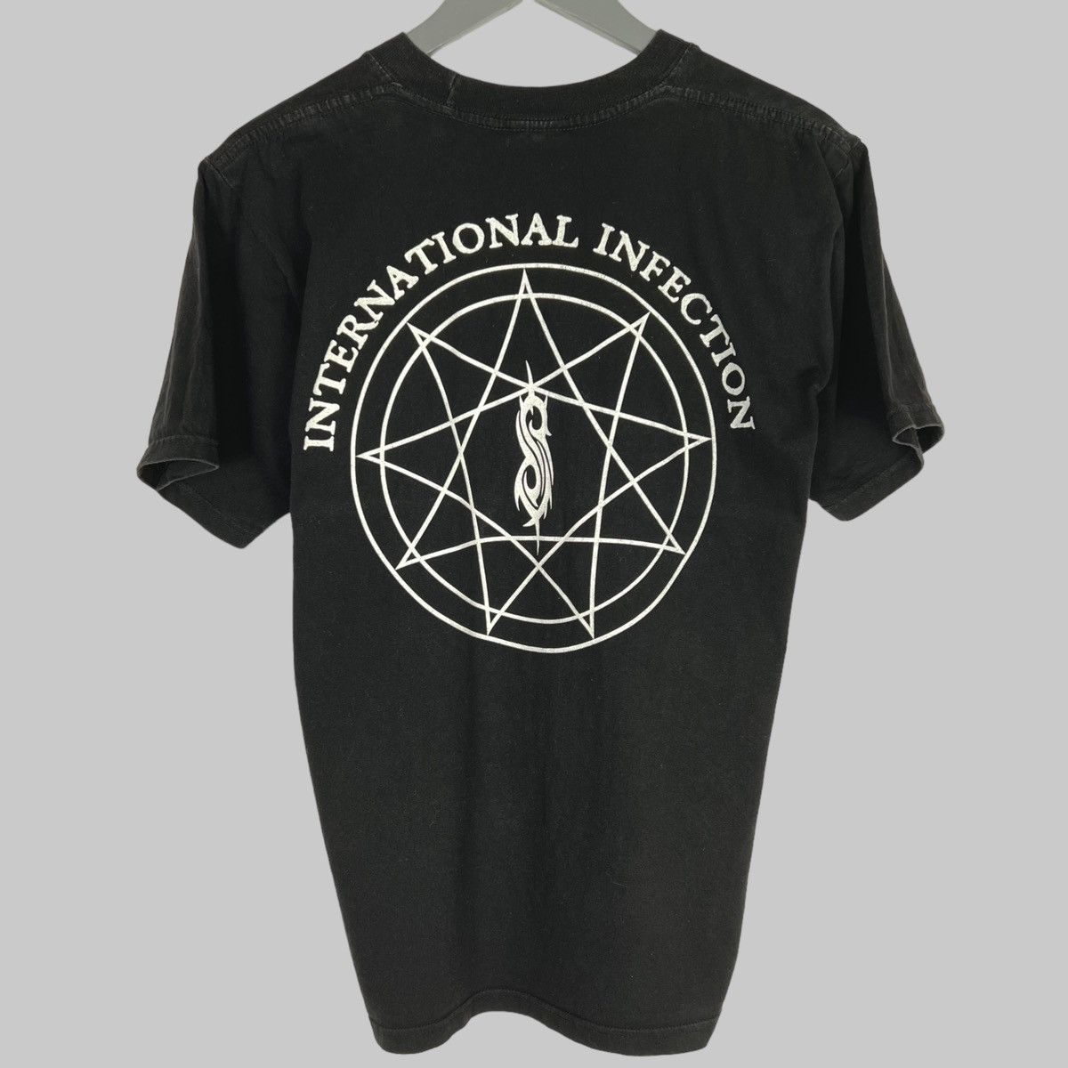 Band Tees Vintage Slipknot ‘International Infection’ Euro T Shirt Size US L / EU 52-54 / 3 - 2 Thumbnail