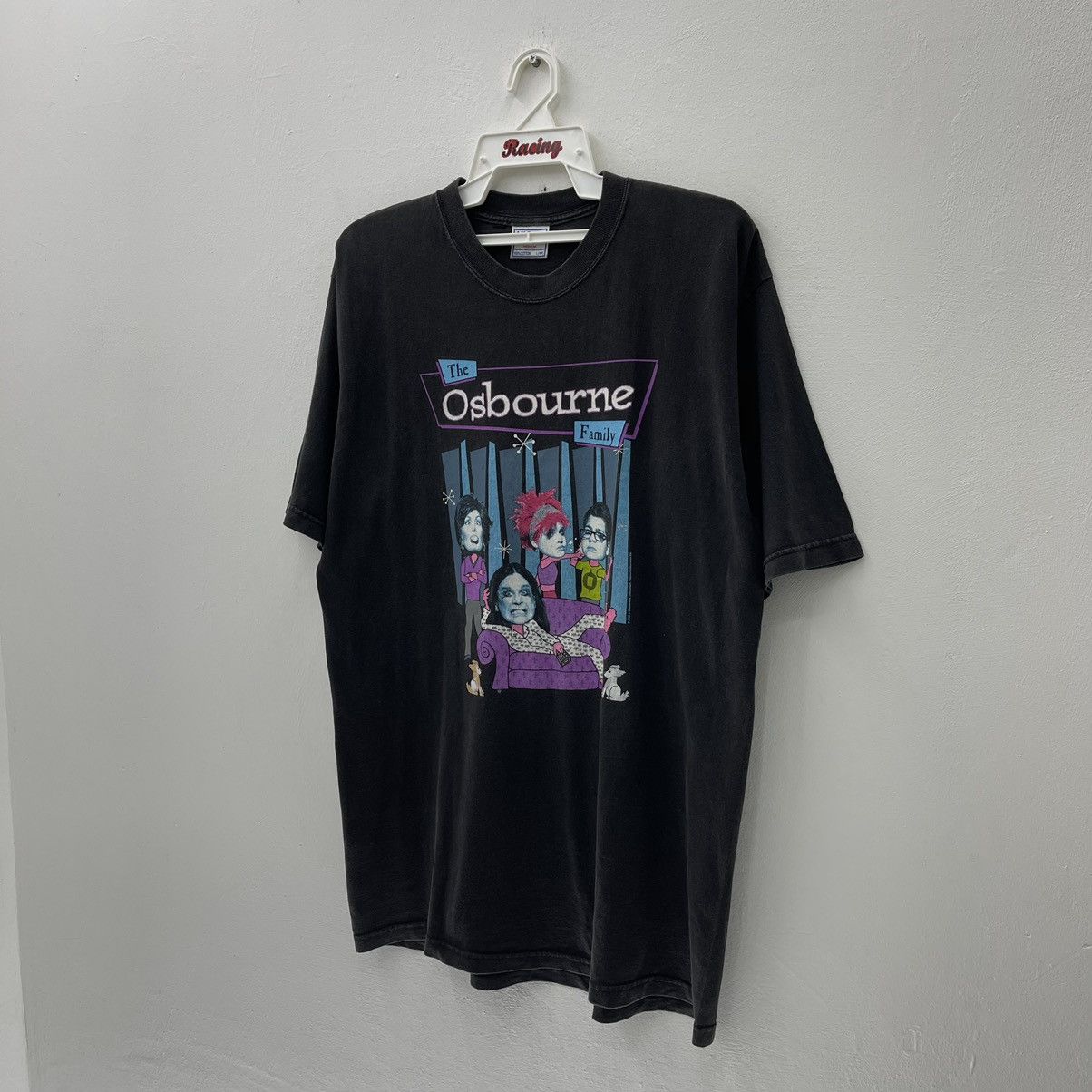 Band Tees The Osbourne Family Tour Tee Vintage T-Shirt Cartoon Design Size US L / EU 52-54 / 3 - 6 Thumbnail
