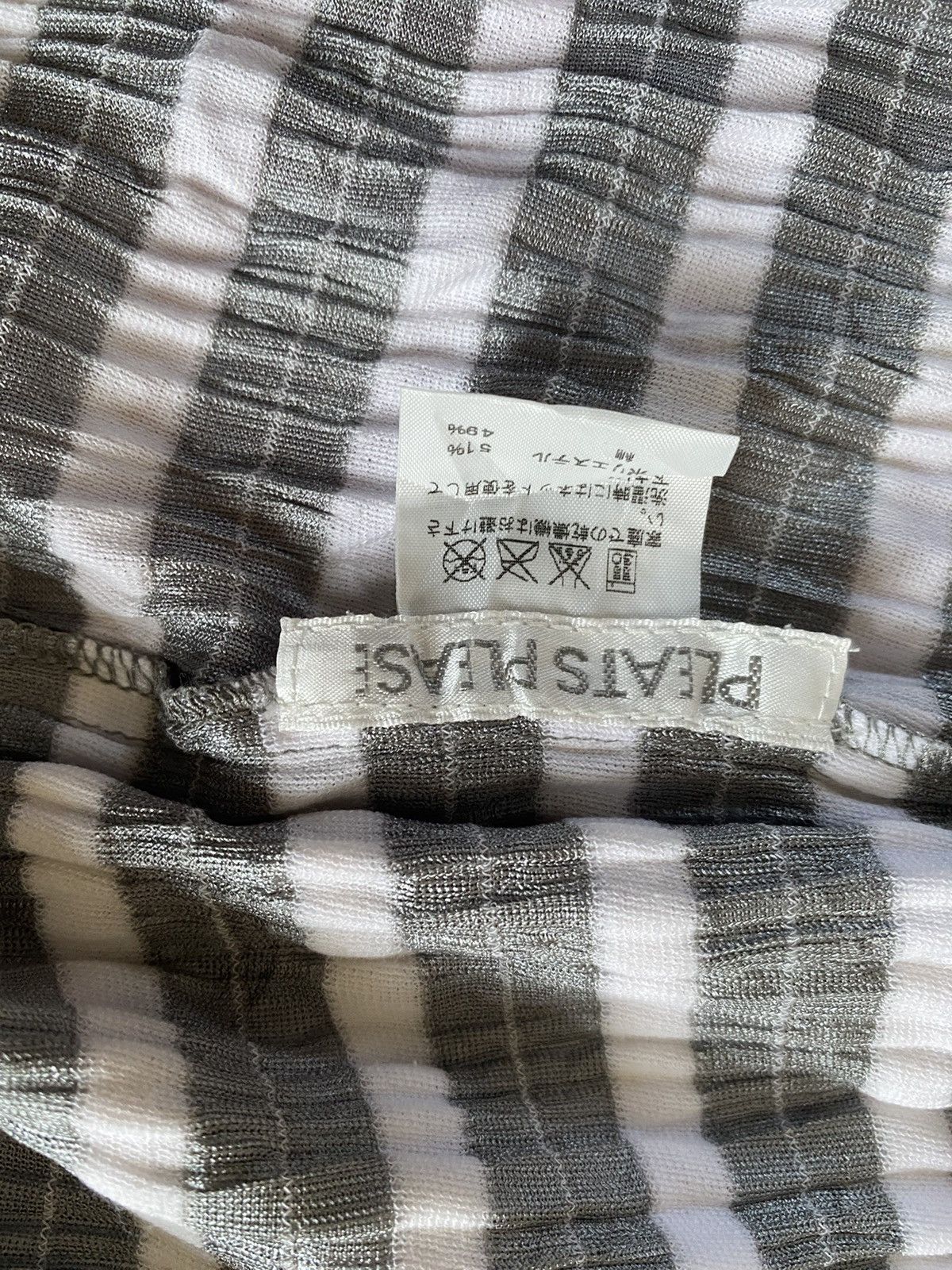 Pleats Please Issey Miyake Vintage Issey Miyake Pleats Please Striped Hoodie Jacket Size M / US 6-8 / IT 42-44 - 10 Thumbnail