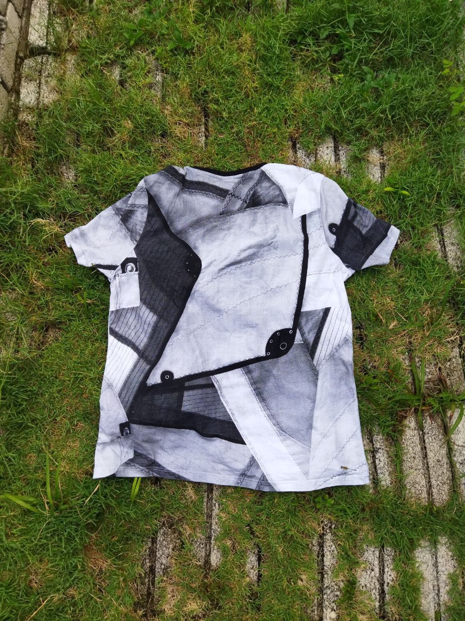 Hussein Chalayan × Puma Puma X Hussein Chalayan Overprint T-shirt Size US M / EU 48-50 / 2 - 9 Thumbnail