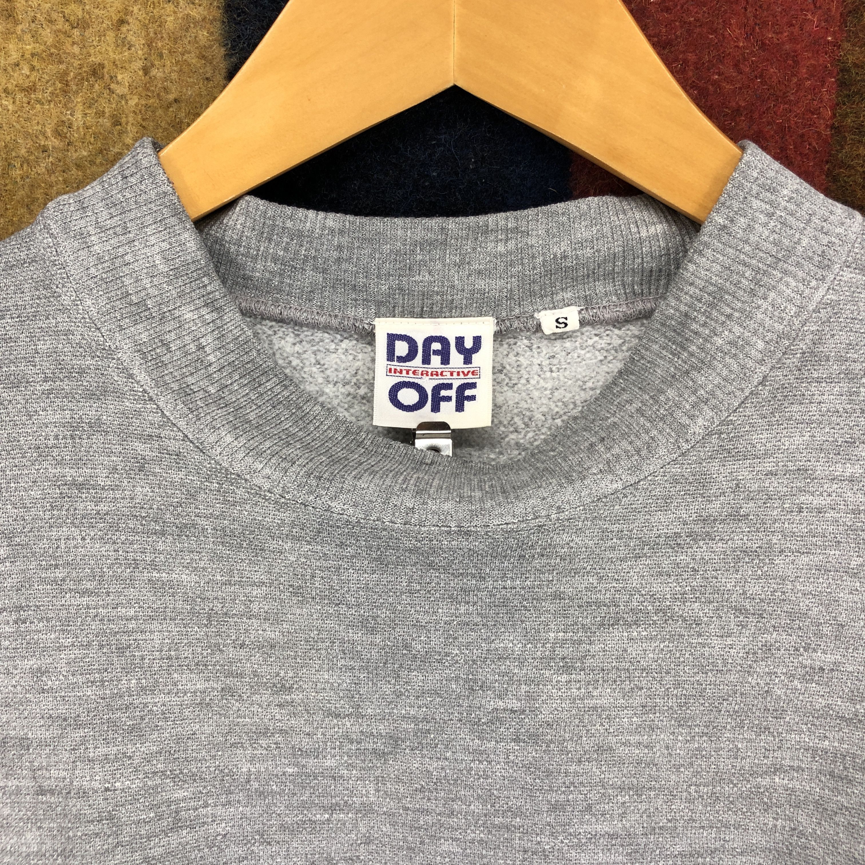Mizuno Vintage DAY OFF by MIZUNO Crew Neck Sweatshirt #0278/L Size US S / EU 44-46 / 1 - 5 Thumbnail