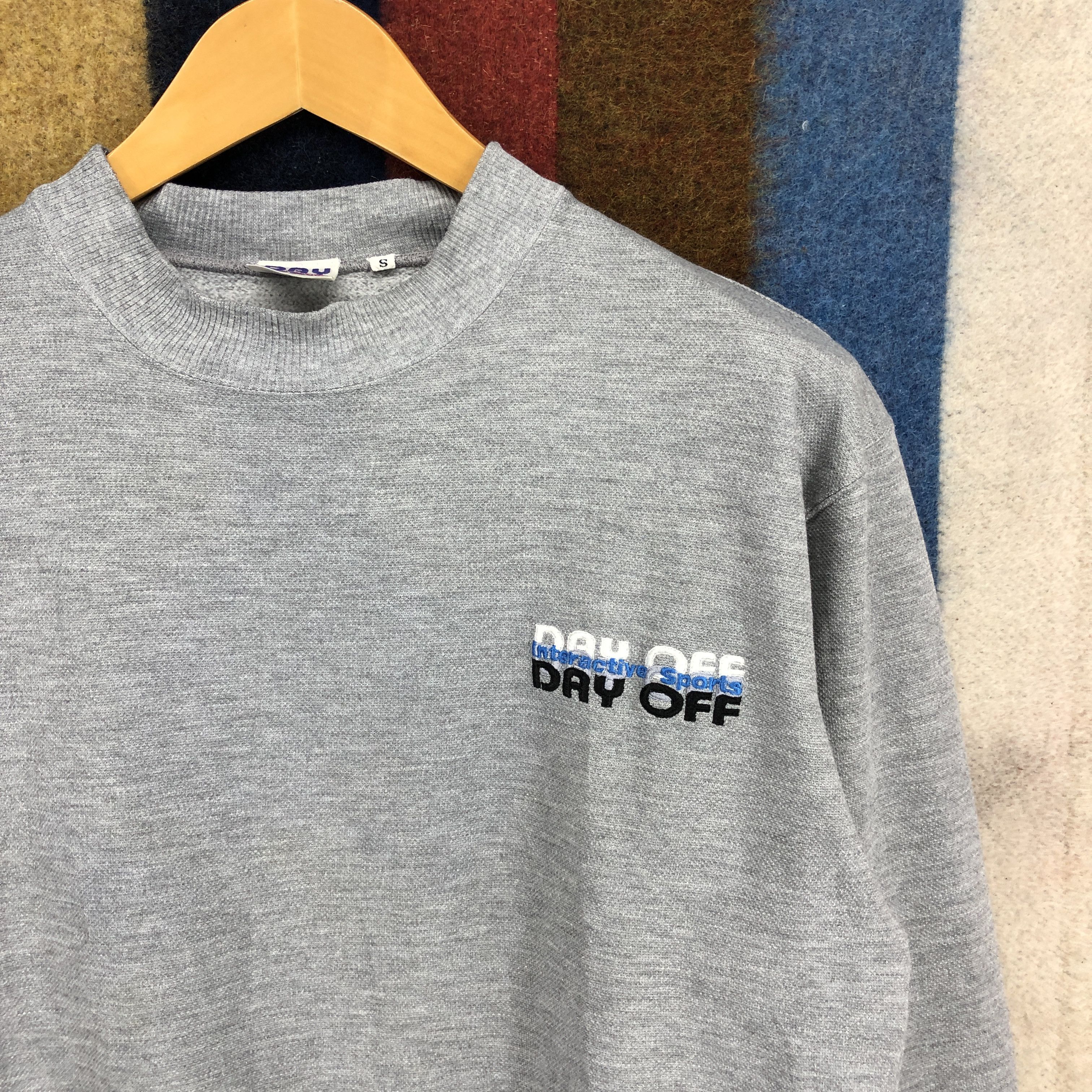 Mizuno Vintage DAY OFF by MIZUNO Crew Neck Sweatshirt #0278/L Size US S / EU 44-46 / 1 - 2 Thumbnail