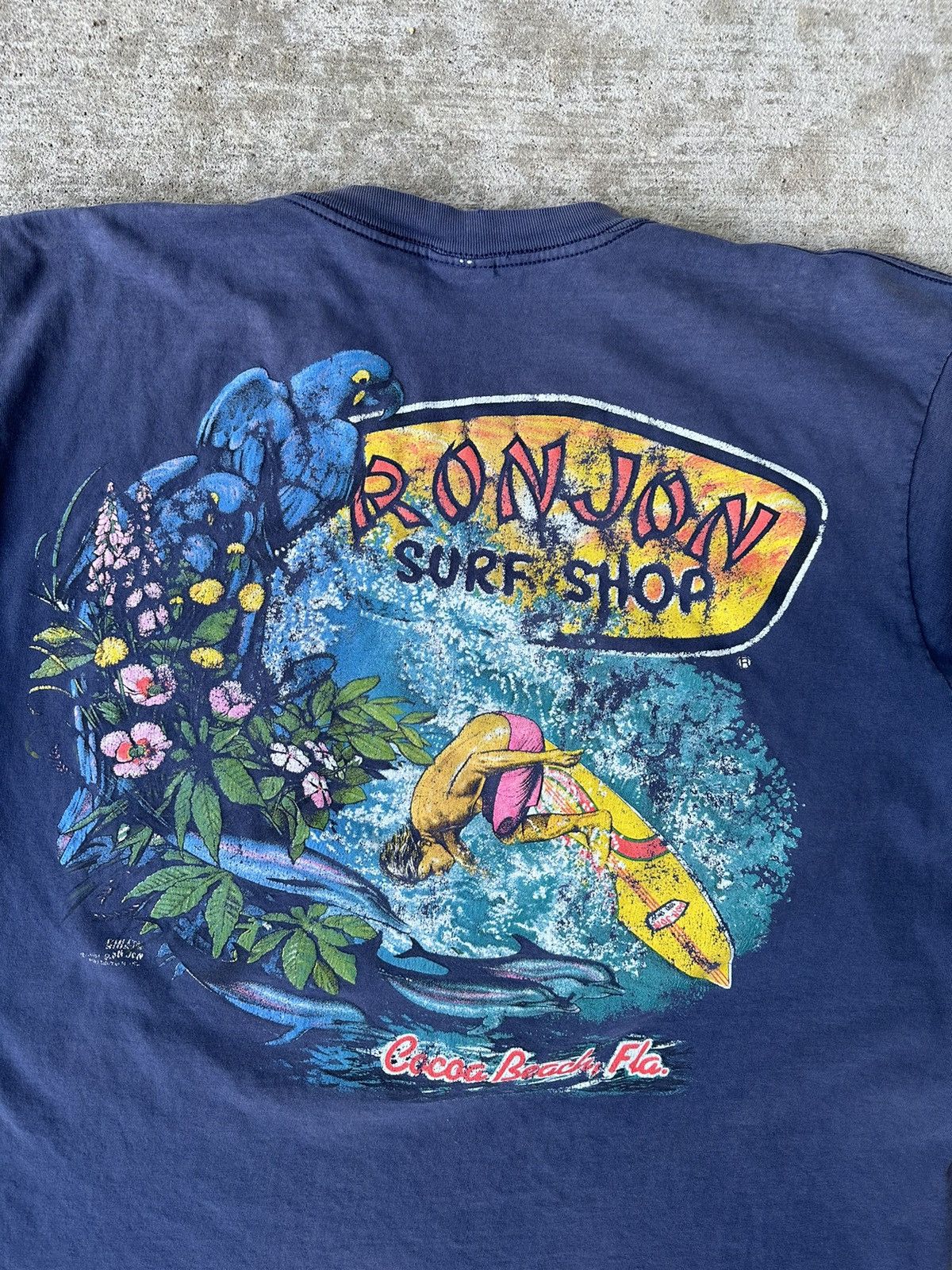 Ron Jon Surf Shop Sun-Faded 90s Single Stitch Graphic Ron Jon Tee Shirt Size US L / EU 52-54 / 3 - 2 Thumbnail