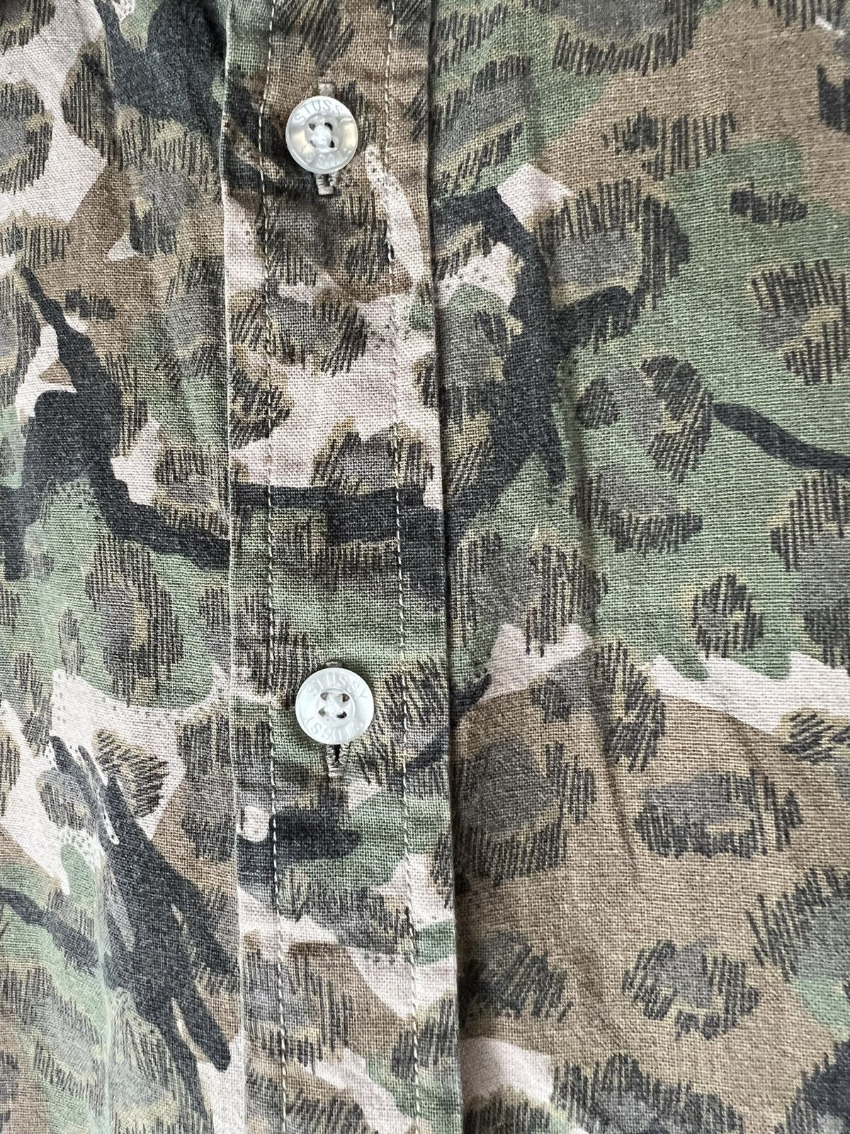 Stussy Stussy Camo Longsleeve Button Up Shirt Size US L / EU 52-54 / 3 - 4 Thumbnail